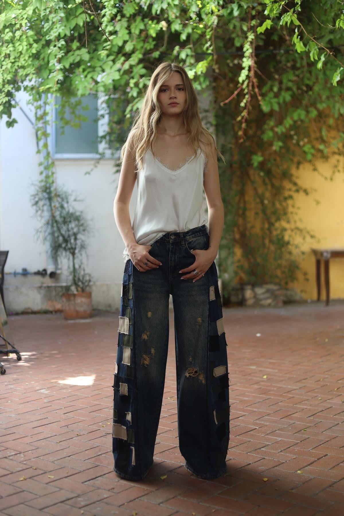 Ekru İnce Askılı Dantelli Bluz