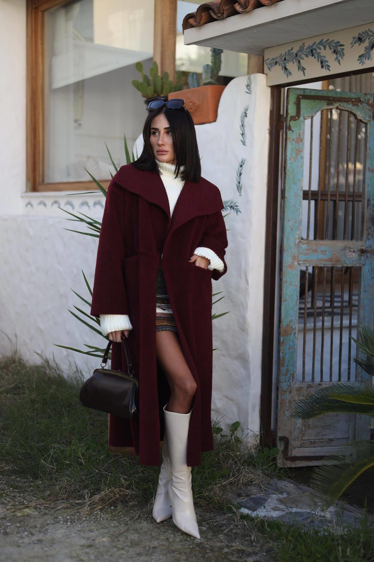 Bordo Cep Detaylı Geniş Yaka Keçe Kaban