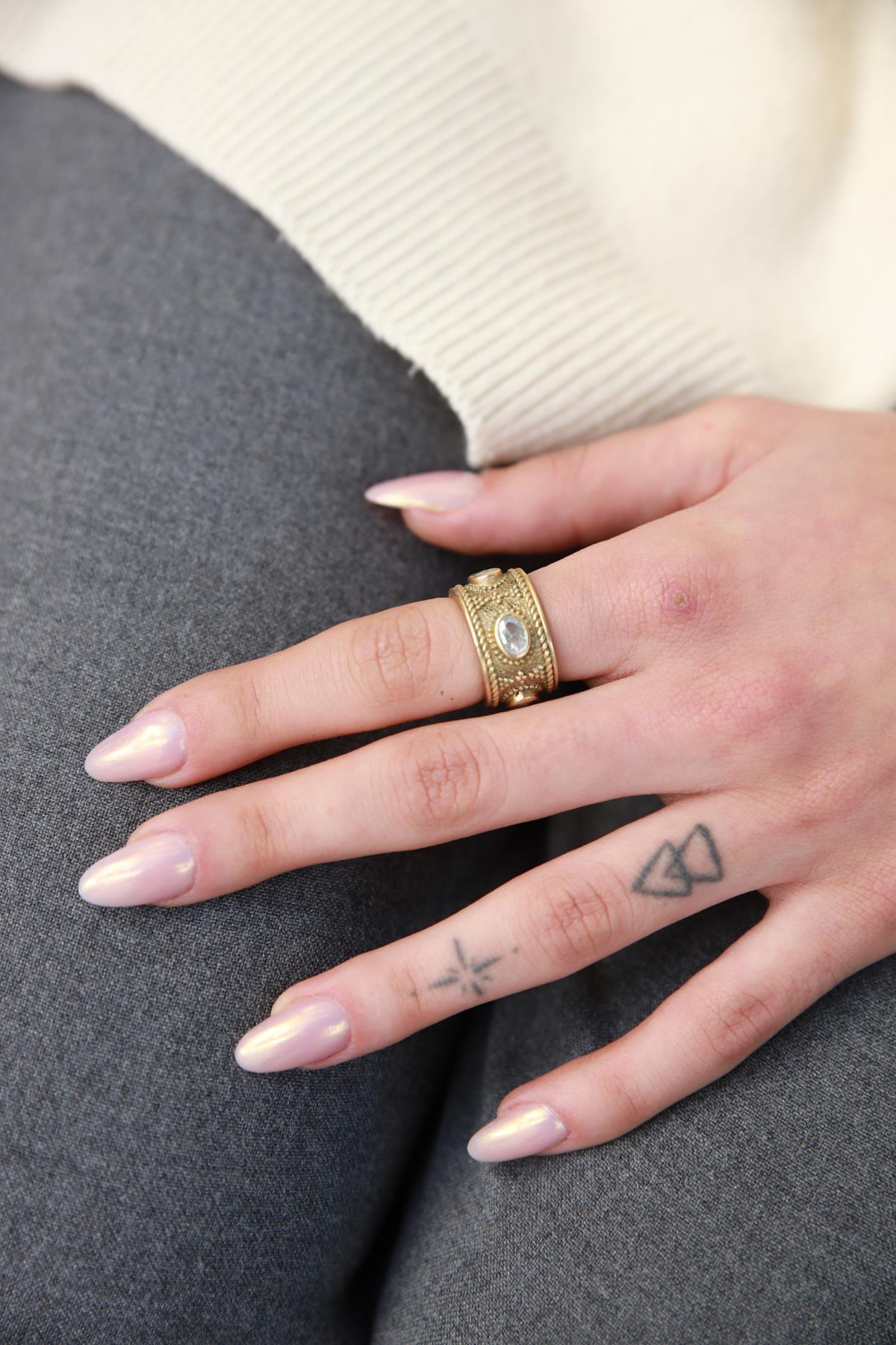 Zirlon Taşlı Yüzük