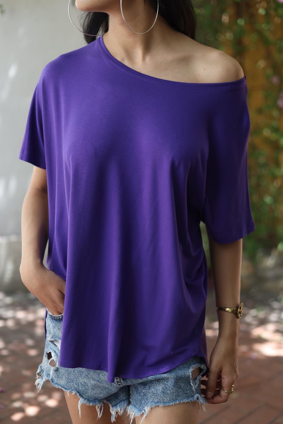 Mor Kısa Kollu Oval Kesim Salaş Bluz