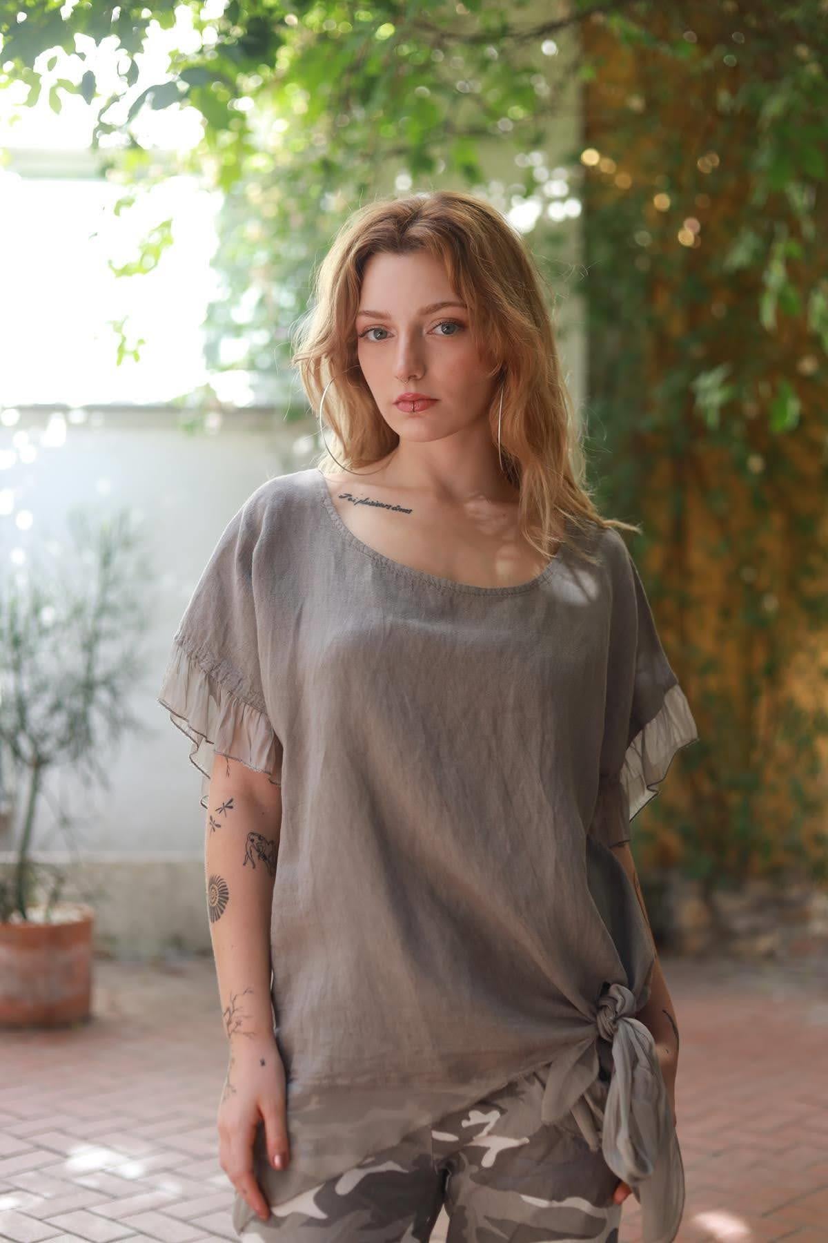 Vizon Rengi Sırt Dekolteli İpek Detaylı Keten Bluz