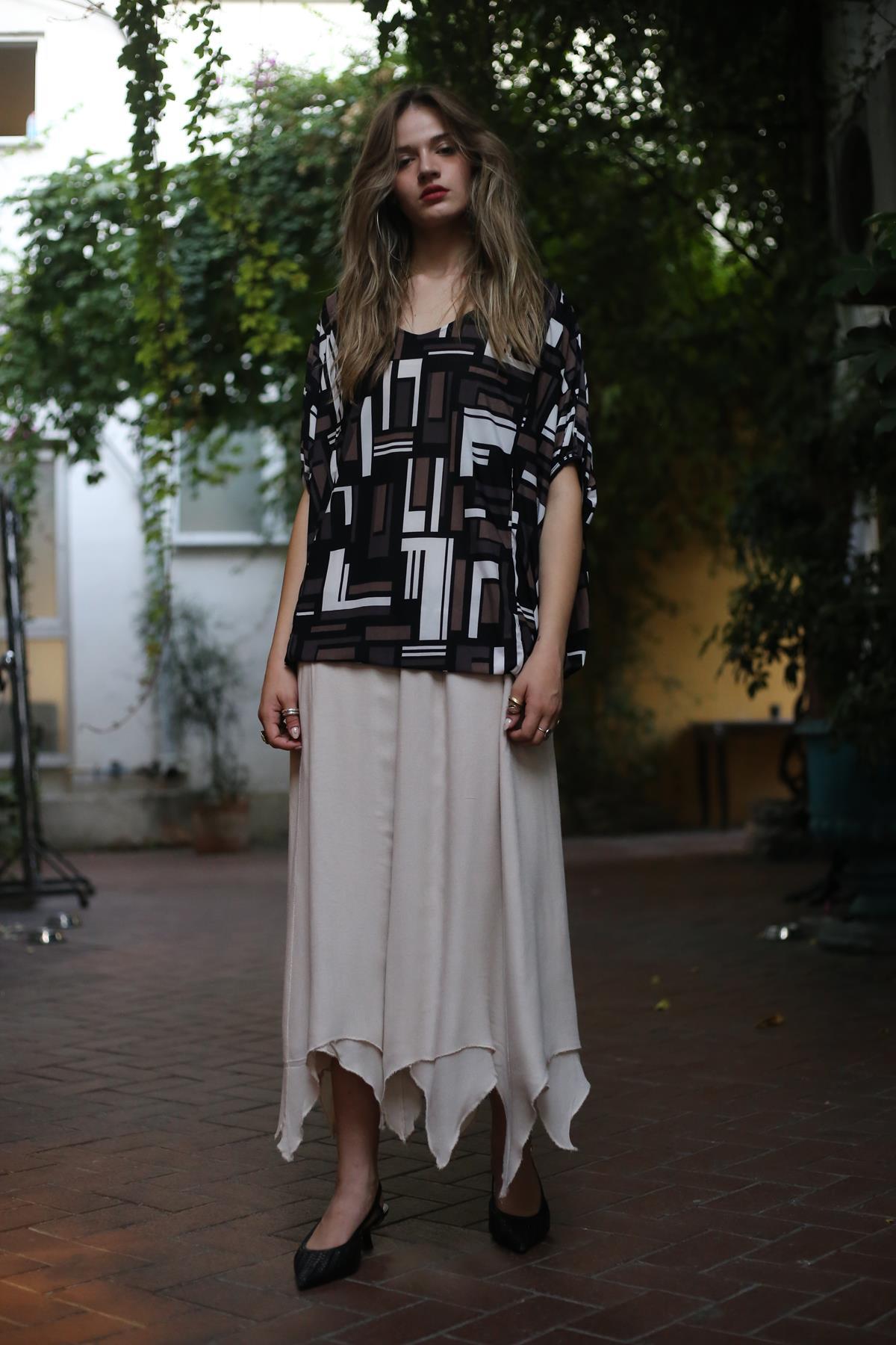 Cream Asymmetrical Cut Elastic Waist Skirt