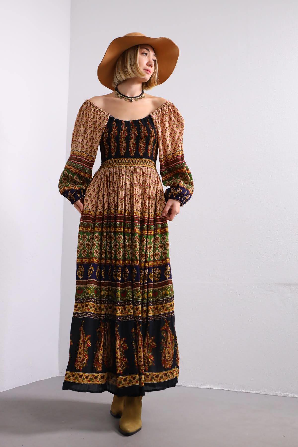 Krem Rengi Gipeli Etnik Desenli Elbise - Şaman Butik Krem Rengi Gipeli Etnik Desenli Elbise