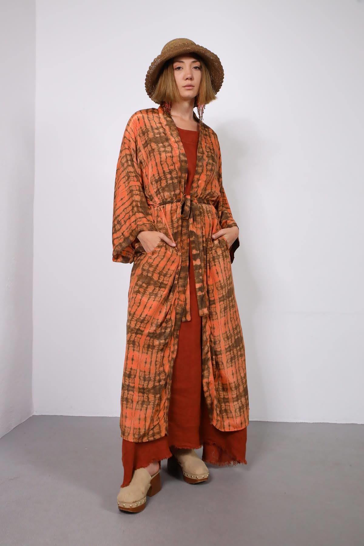 Yavruağzı Desenli Kaftan - Şaman Butik Yavruağzı Desenli Kaftan