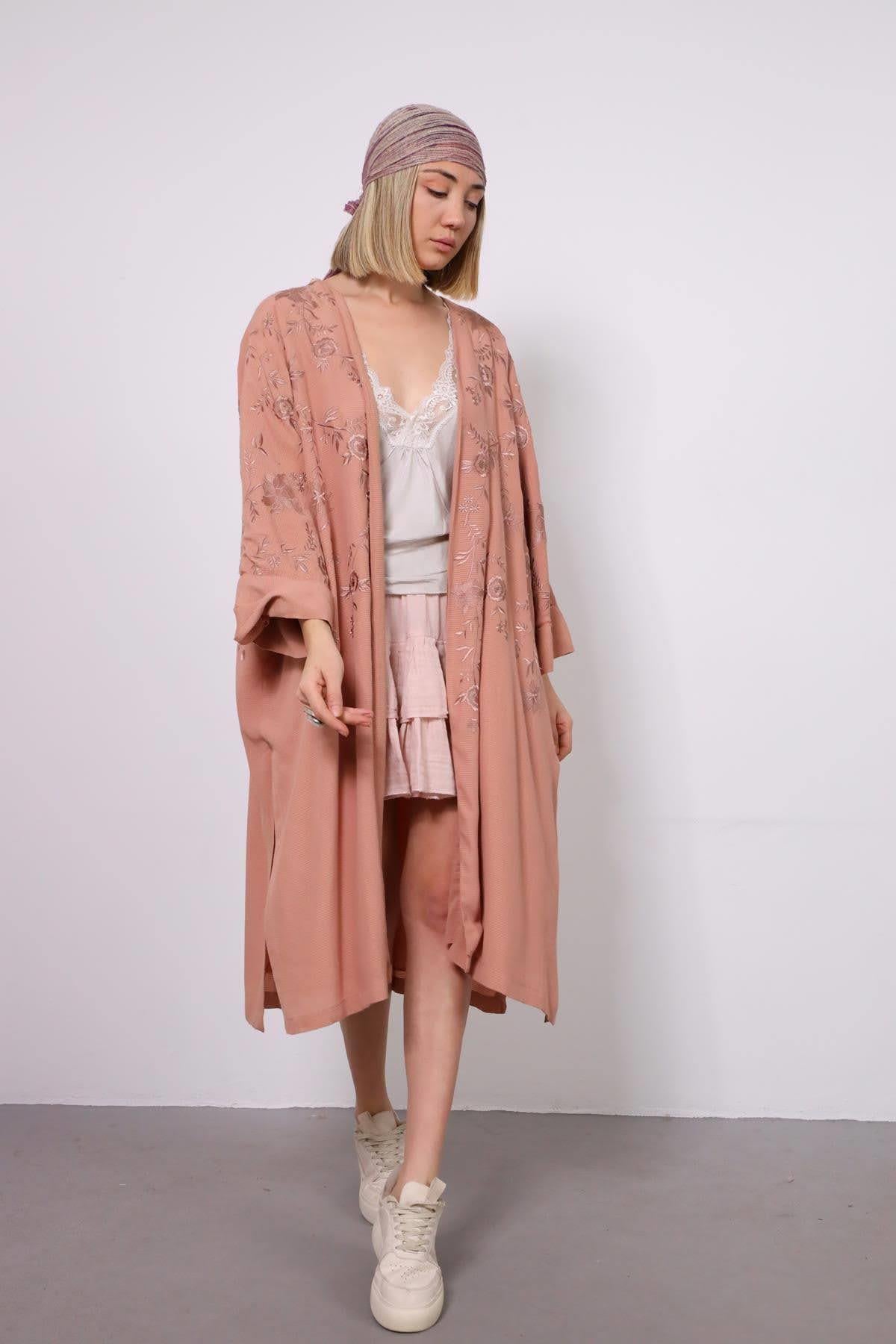 Gül Kurusu Çiçek İşlemeli Kaftan - Şaman Butik - Bohem Giyim ve Aksesuar | Kadın & Erkek Gül Kurusu Çiçek İşlemeli Kaftan