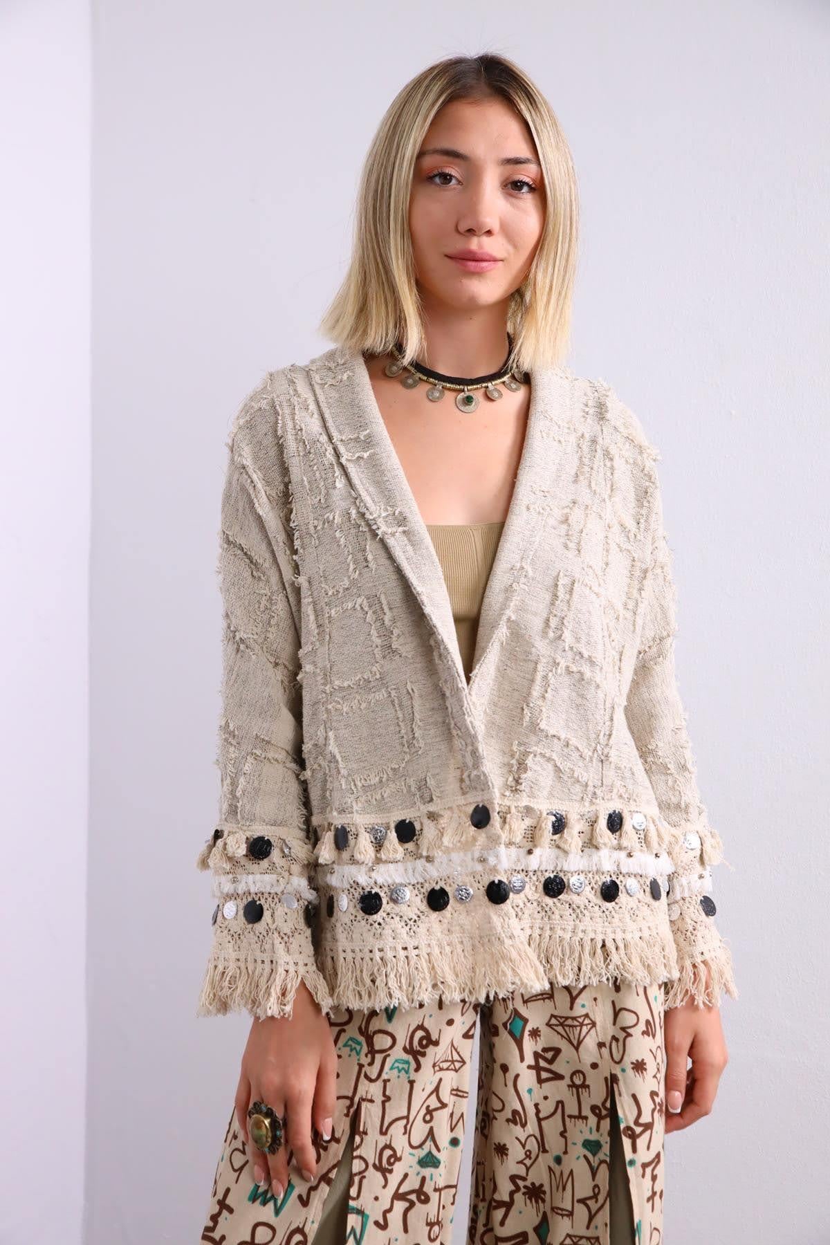 Krem Rengi Simli Saçaklı Kısa Etnik Ceket - Şaman Butik Krem Rengi Simli Saçaklı Kısa Etnik Ceket
