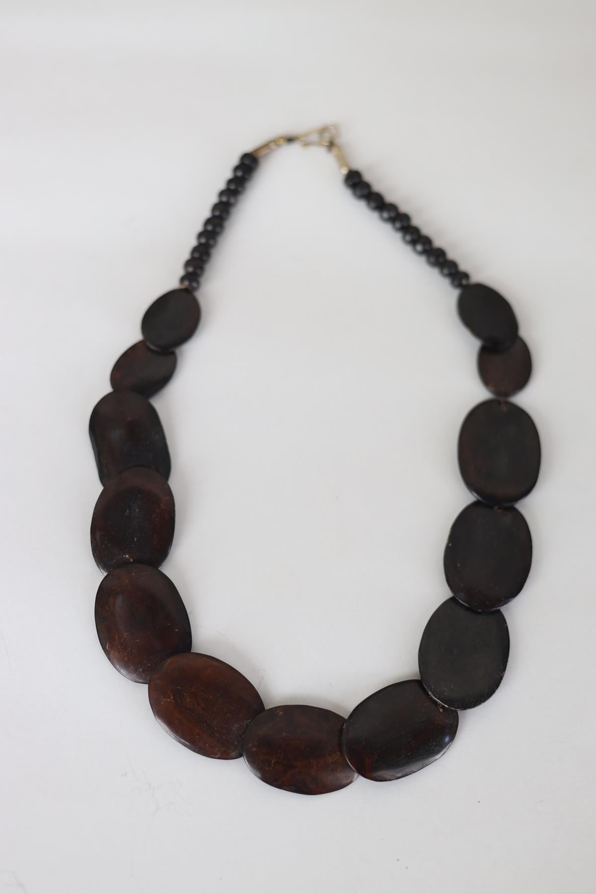 Kahverengi Kemik El Yapımı Kolye