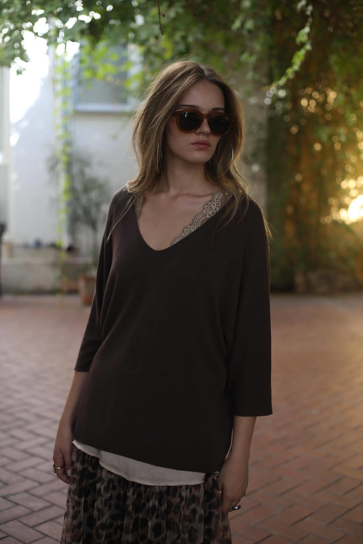Kahverengi V Yaka Modal Bluz