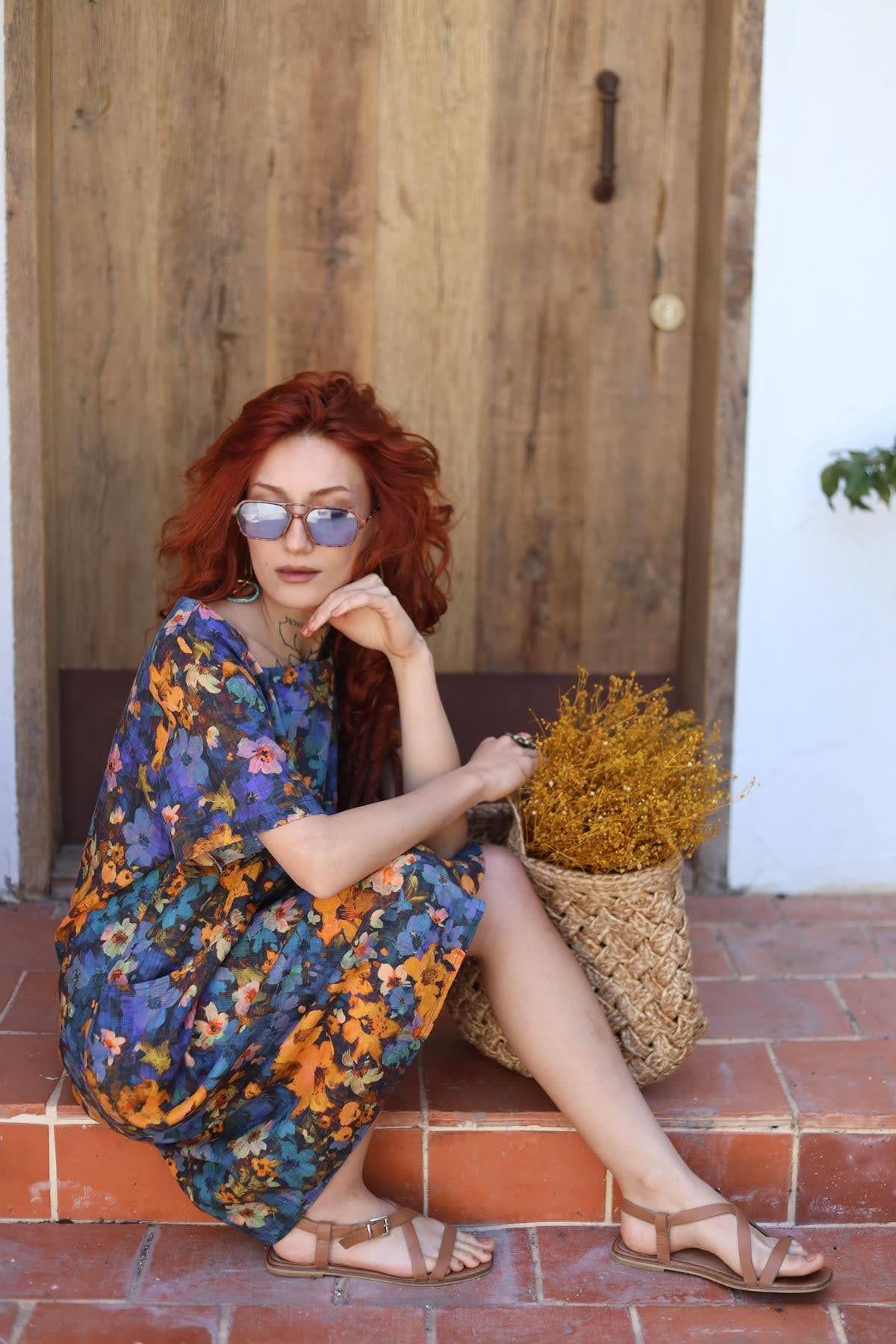 Lacivert Çiçek Desenli Cepli Kısa Elbise