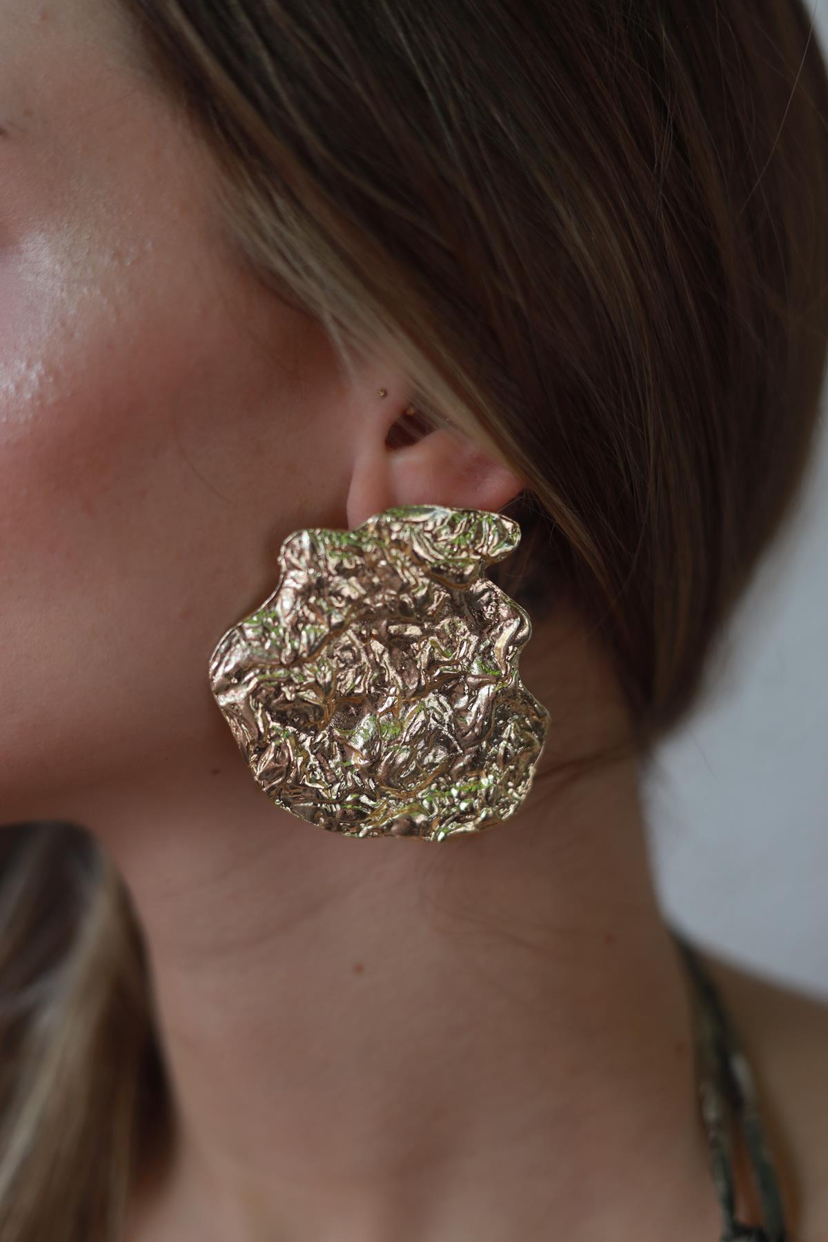 Textured Gold Plated Earrings