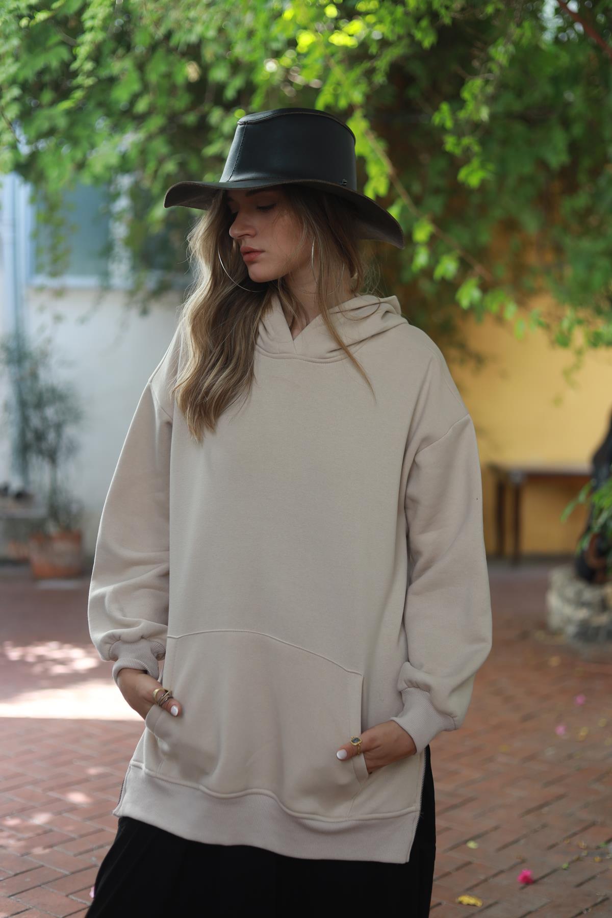 Sütlü Kahve Kapüşonlu Kanguru Cepli Fermuar Detaylı Sweat