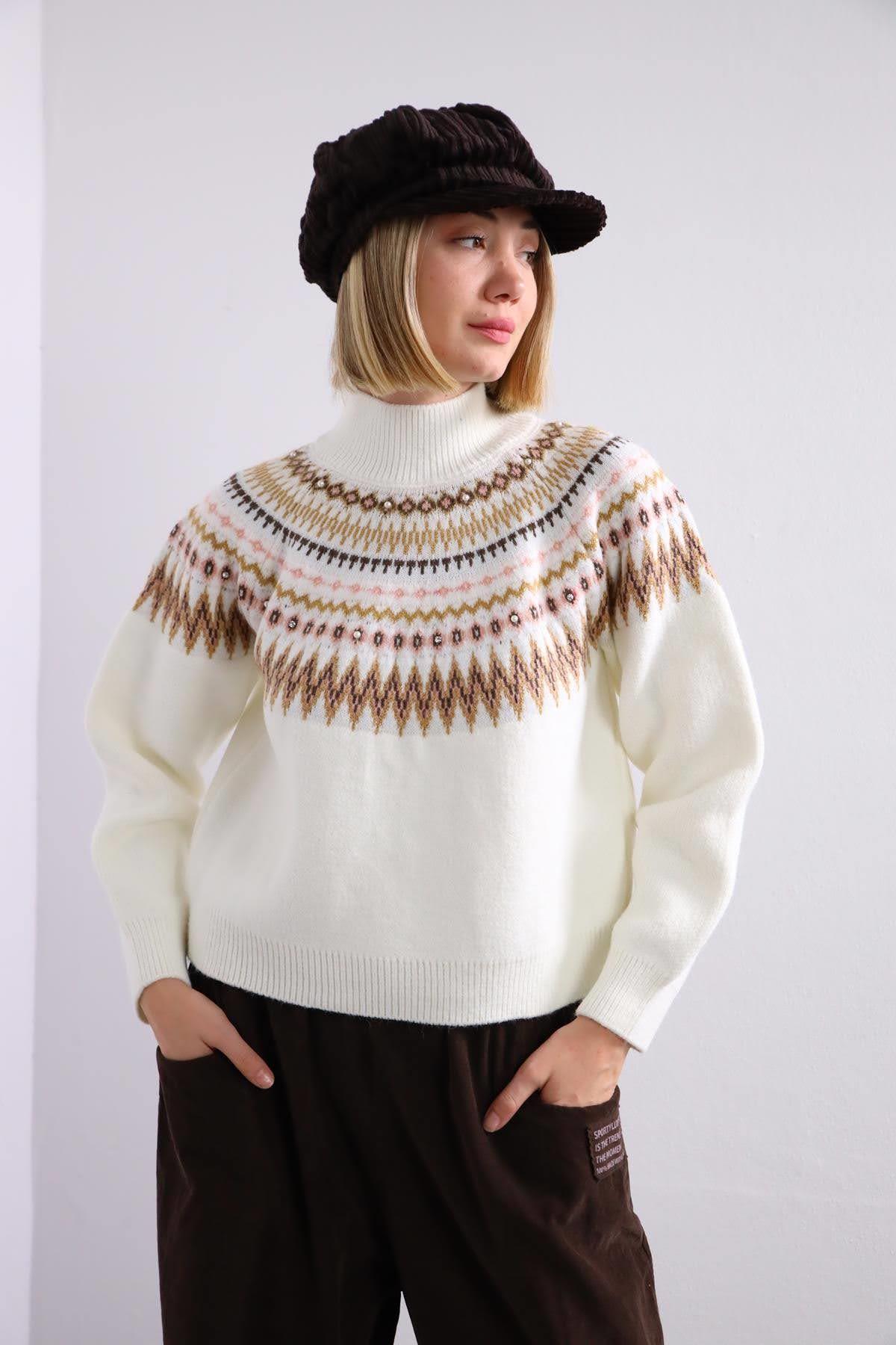 Ekru İnci Detaylı Motifli Kazak - Şaman Butik Ekru İnci Detaylı Motifli Kazak