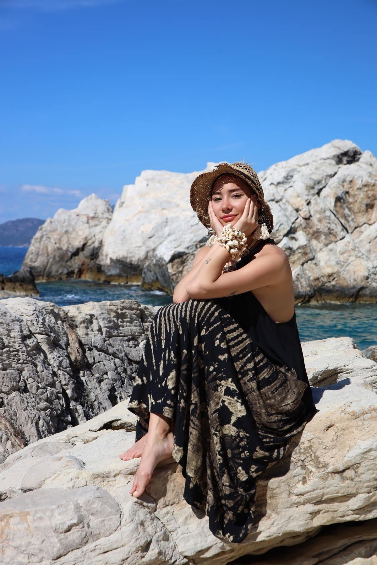 Siyah Batik Desenli Otantik Elbise - Şaman Butik Siyah Batik Desenli Otantik Elbise