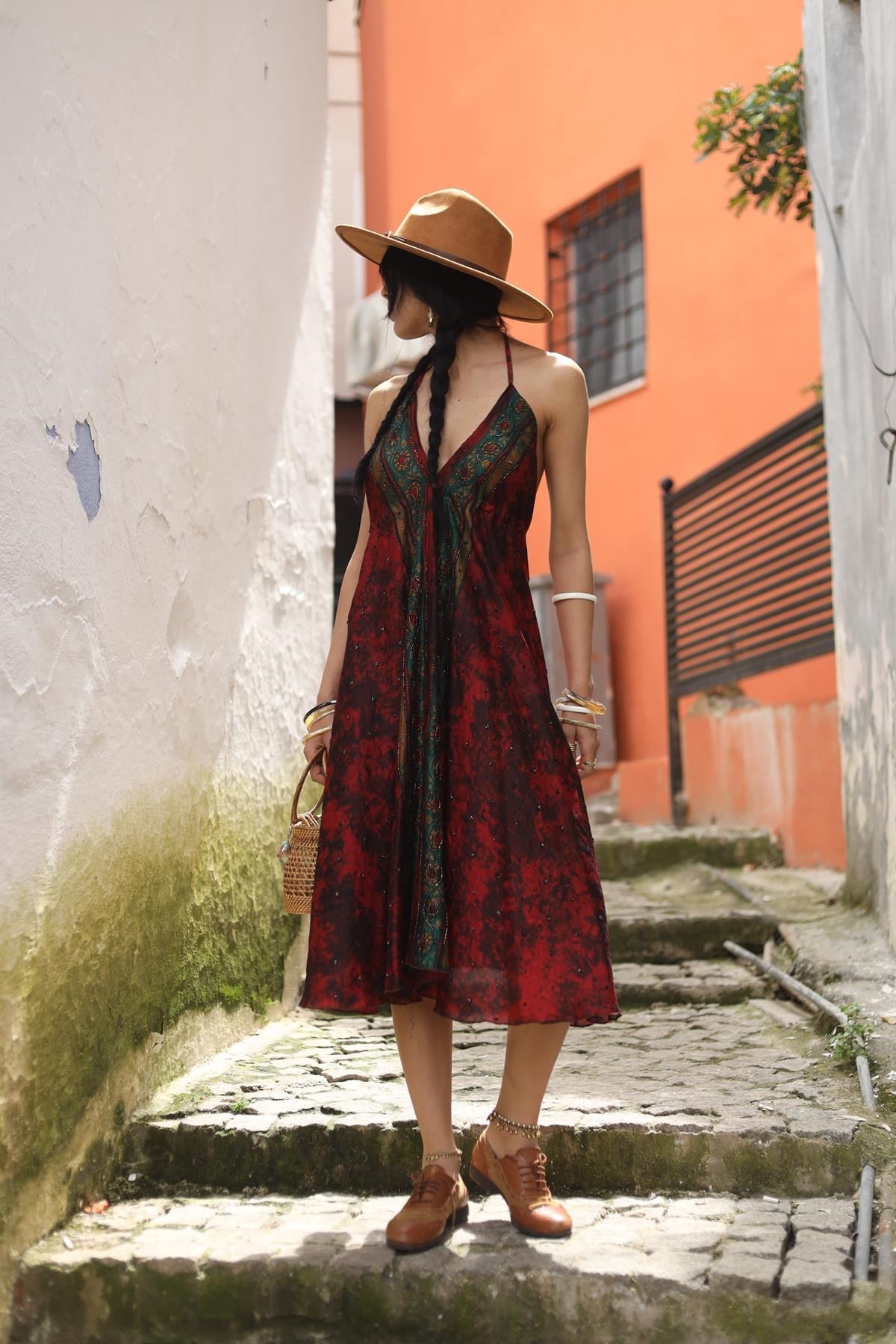 Bordo Bağlamalı Nakışlı Batik Desenli İpek Elbise