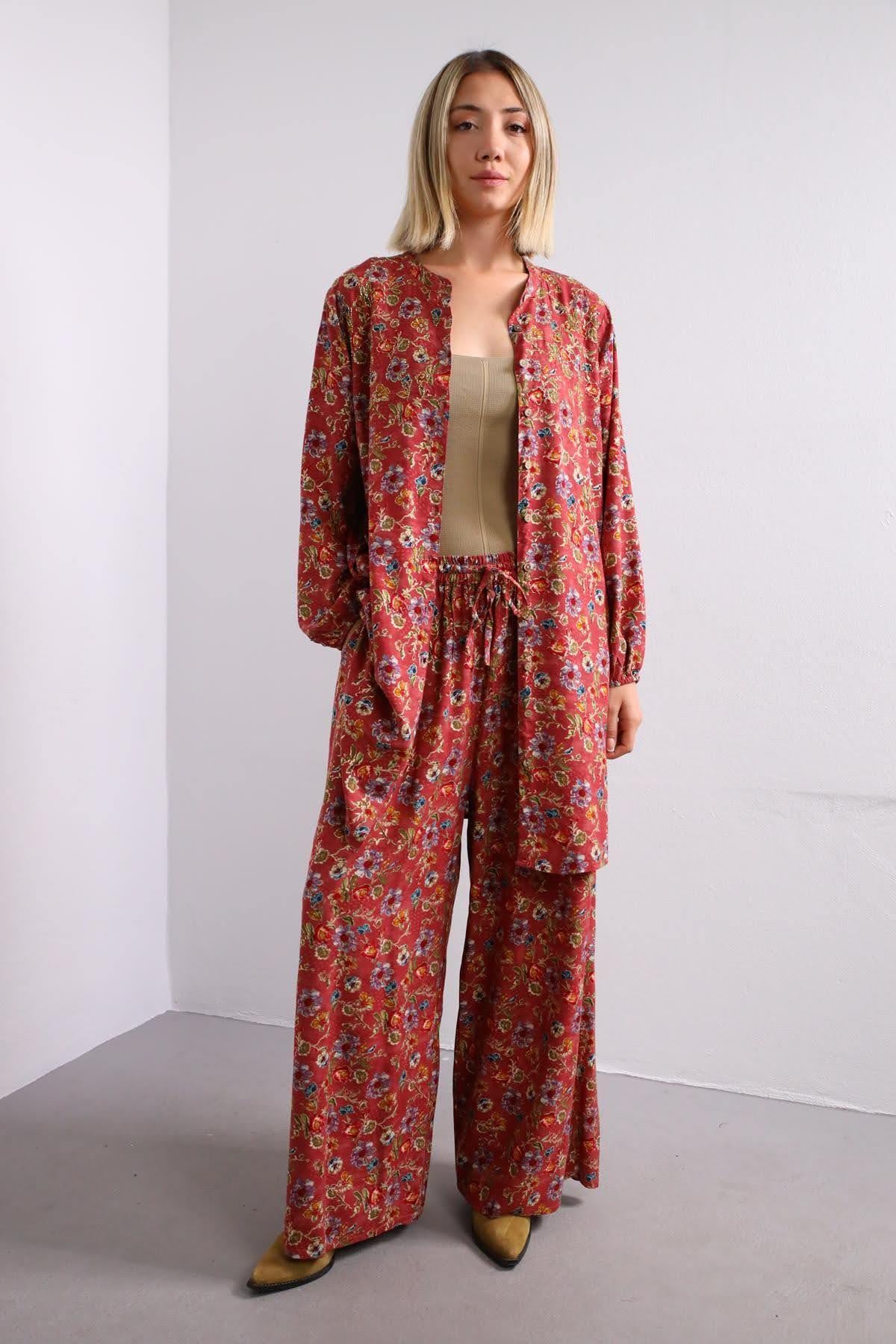 Gül Kurusu Boncuk Detay Çiçekli Takım - Şaman Butik Gül Kurusu Boncuk Detay Çiçekli Takım