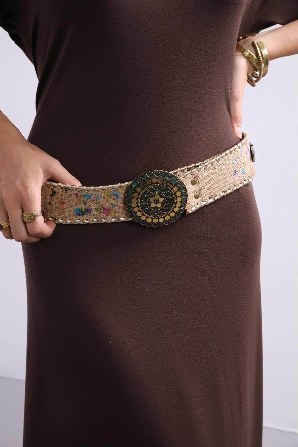 Camel Rengi Büyük Tokalı Tasarım Kemer - Şaman Butik Camel Rengi Büyük Tokalı Tasarım Kemer