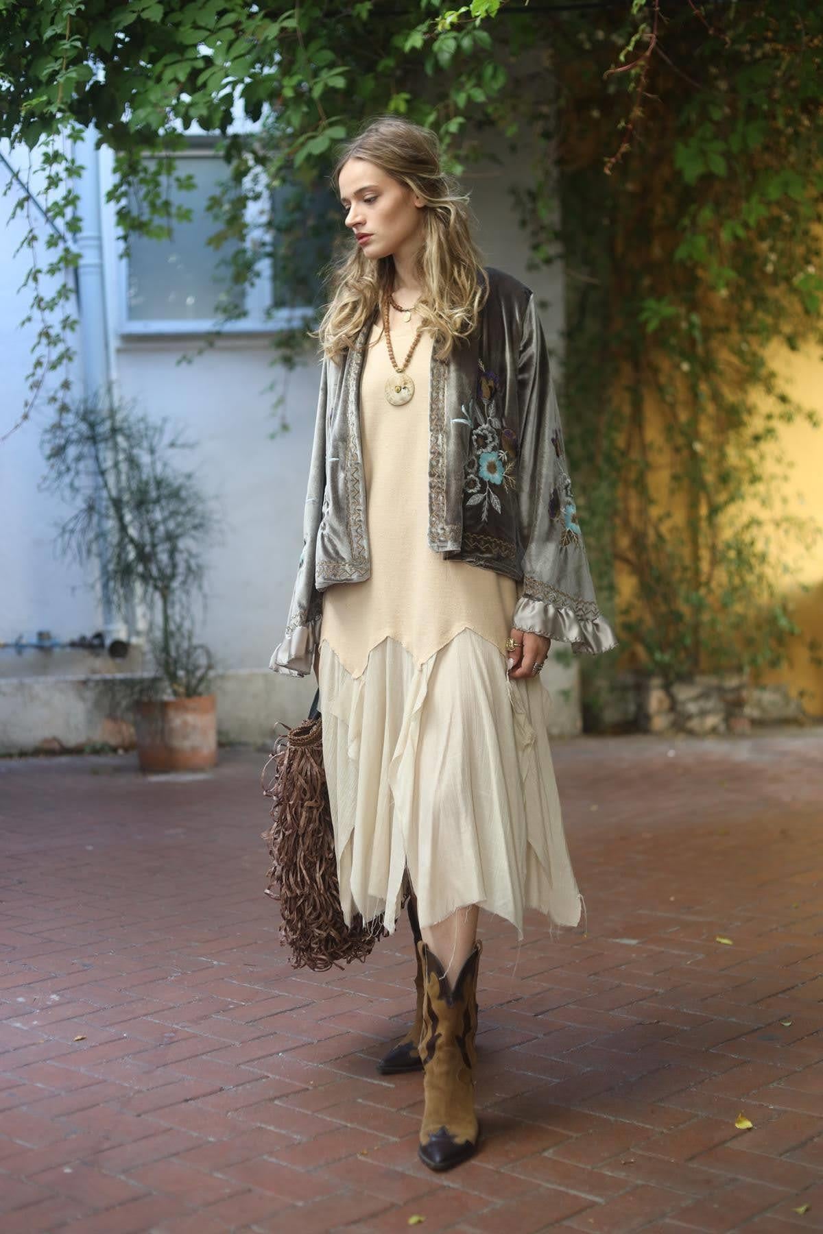 Gray Embroidered Wide Sleeve Velvet Jacket