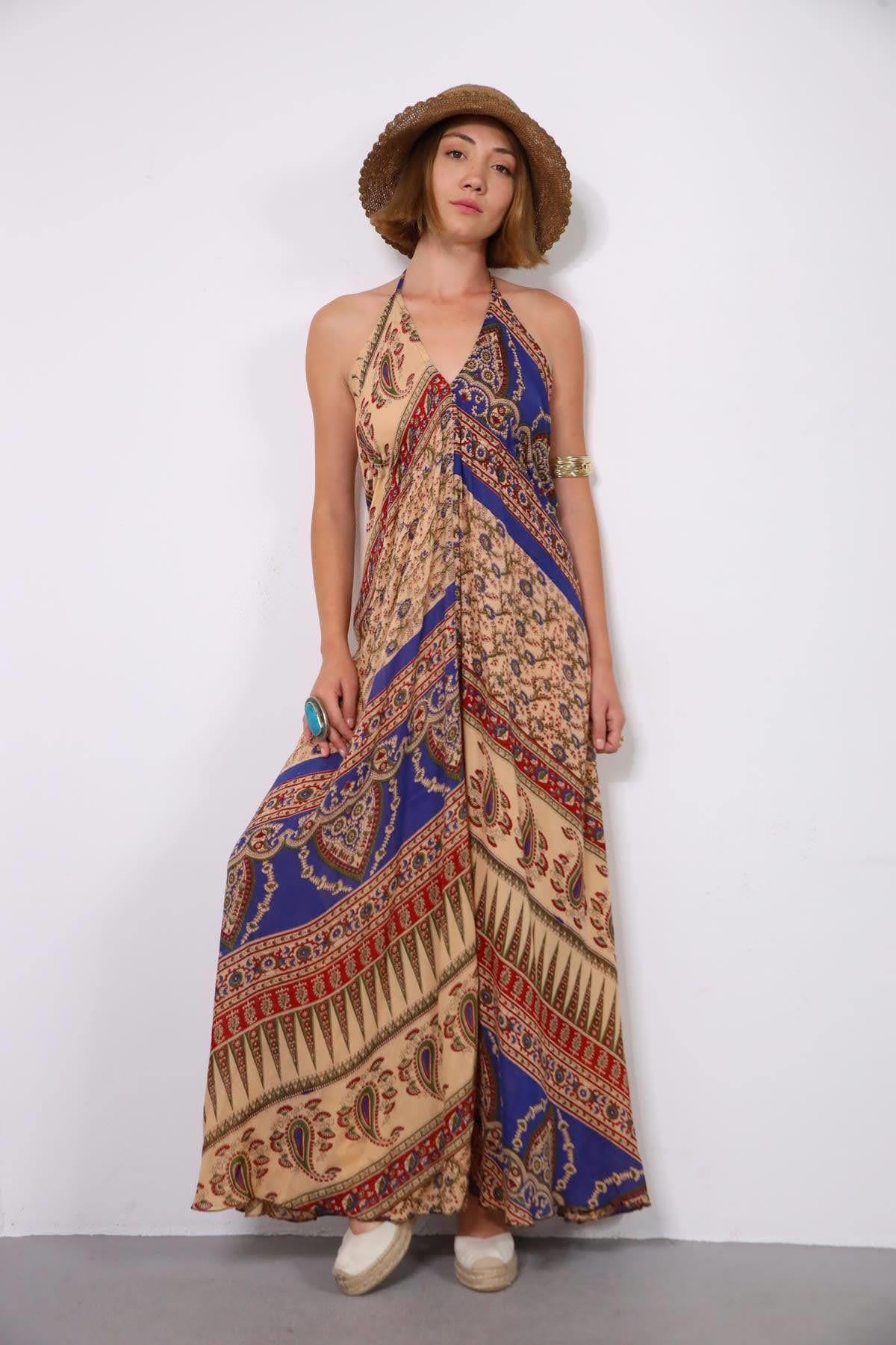 Lacivert Sırt Dekolteli Desenli Askılı Elbise - Şaman Butik Lacivert Sırt Dekolteli Desenli Askılı Elbise