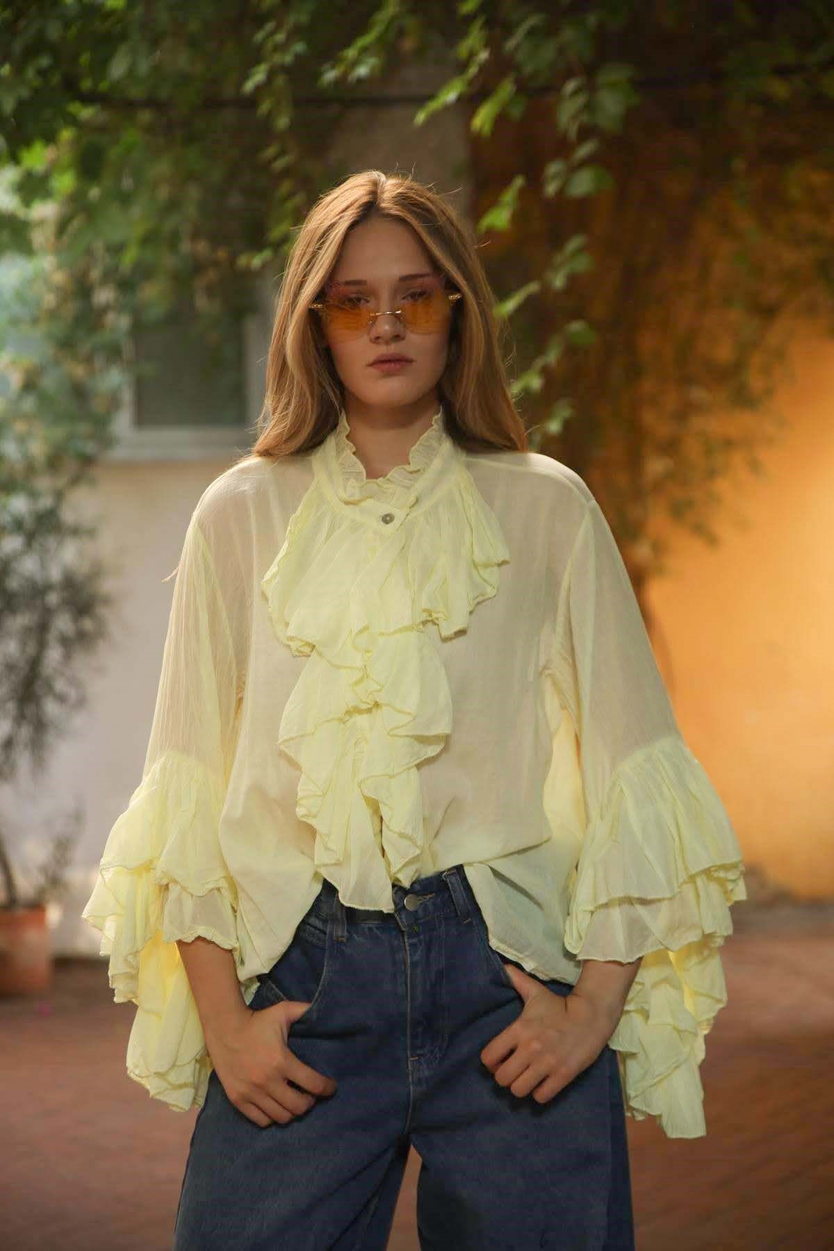 Butter Yellow Yakası Fırfırlı Gömlek