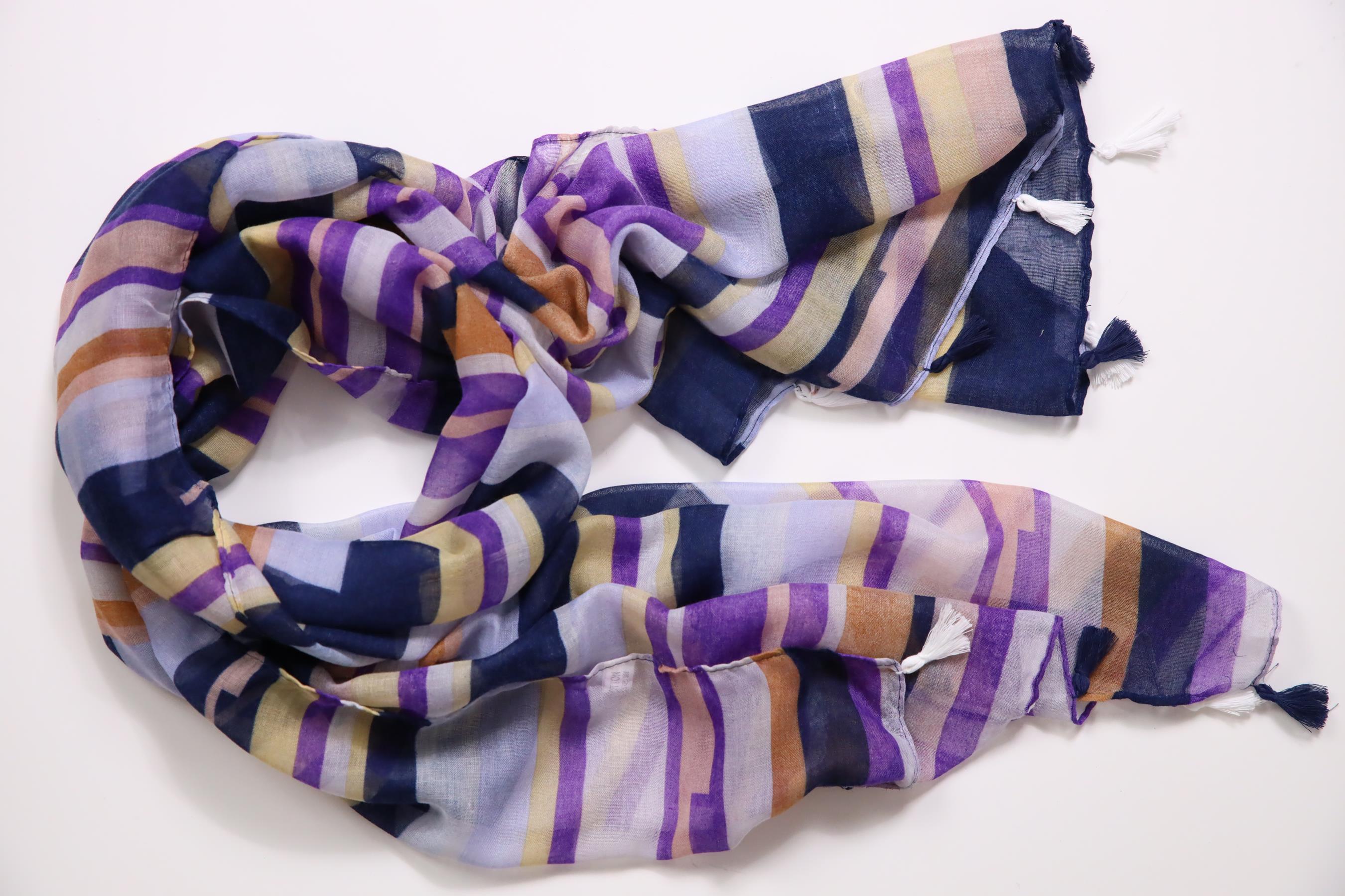  Mor Renkli Çizgili Püsküllü Şal