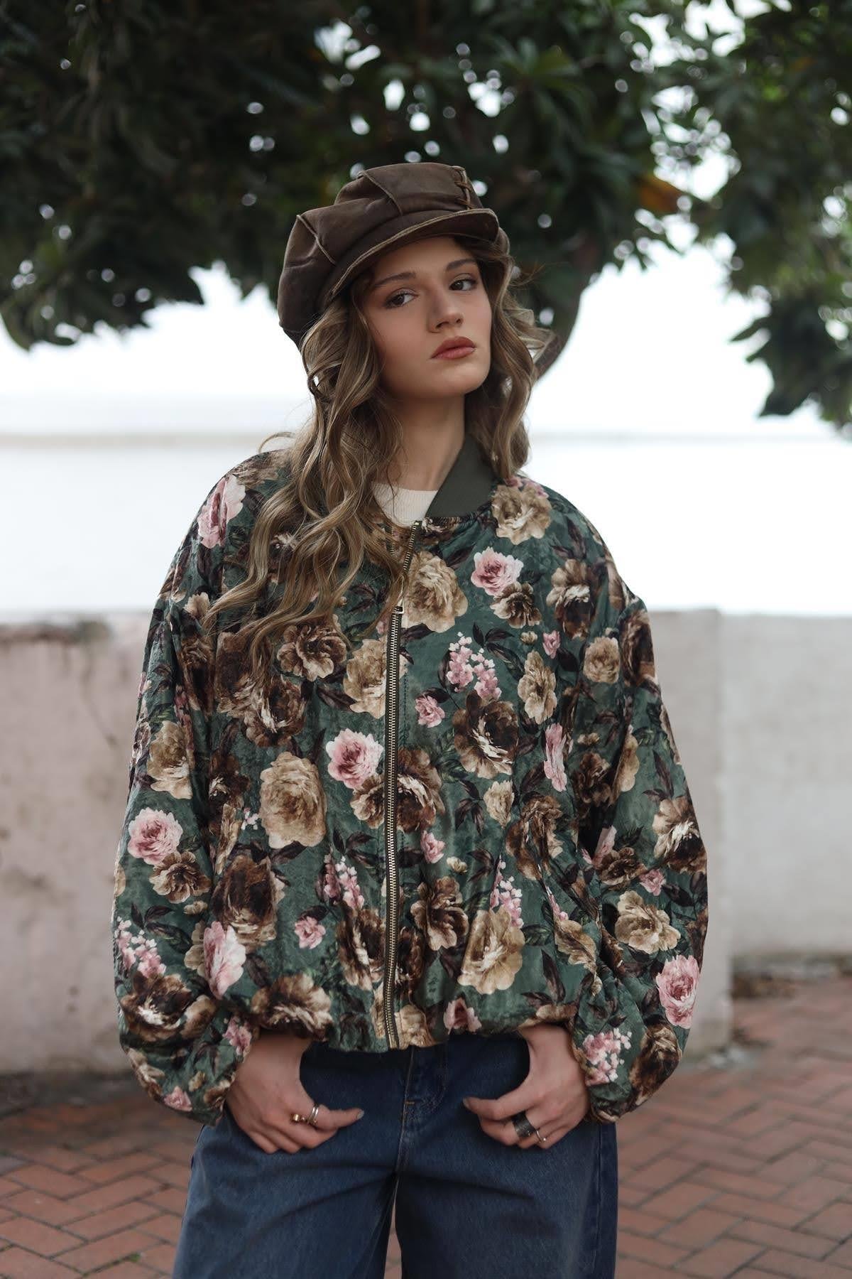 Haki Çiçek Desenli Kadife Ceket