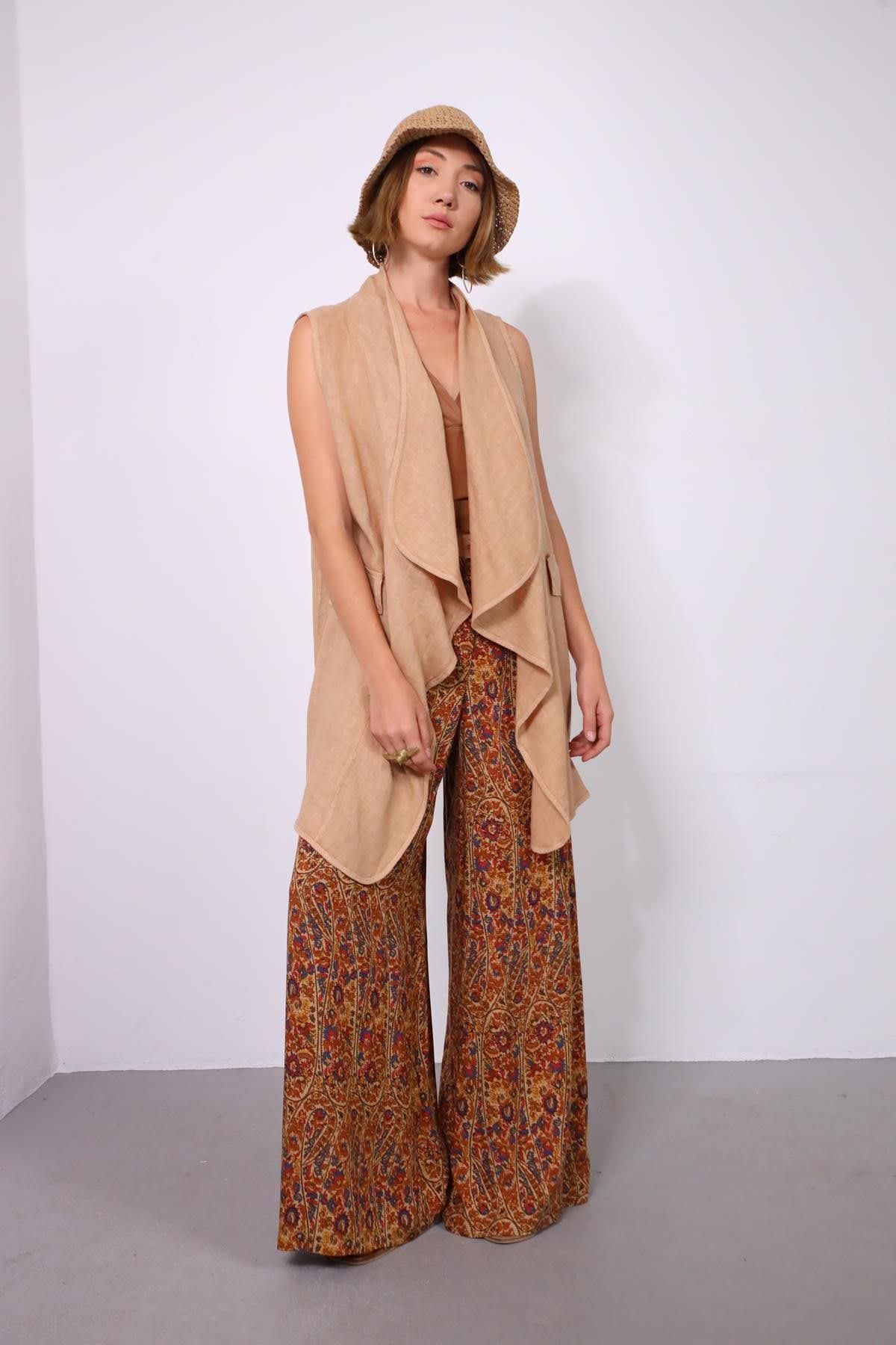 Sütlü Kahve Asimetrik Kesim Sırtı Büzgülü Keten Yelek - Şaman Butik Sütlü Kahve Asimetrik Kesim Sırtı Büzgülü Keten Yelek