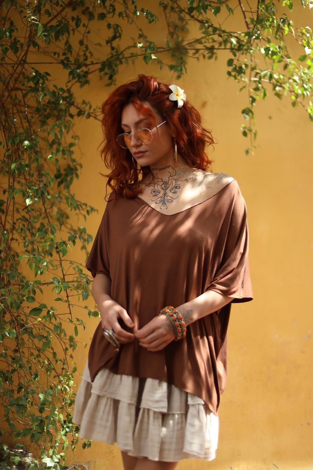 Kahverengi V Yaka Bluz