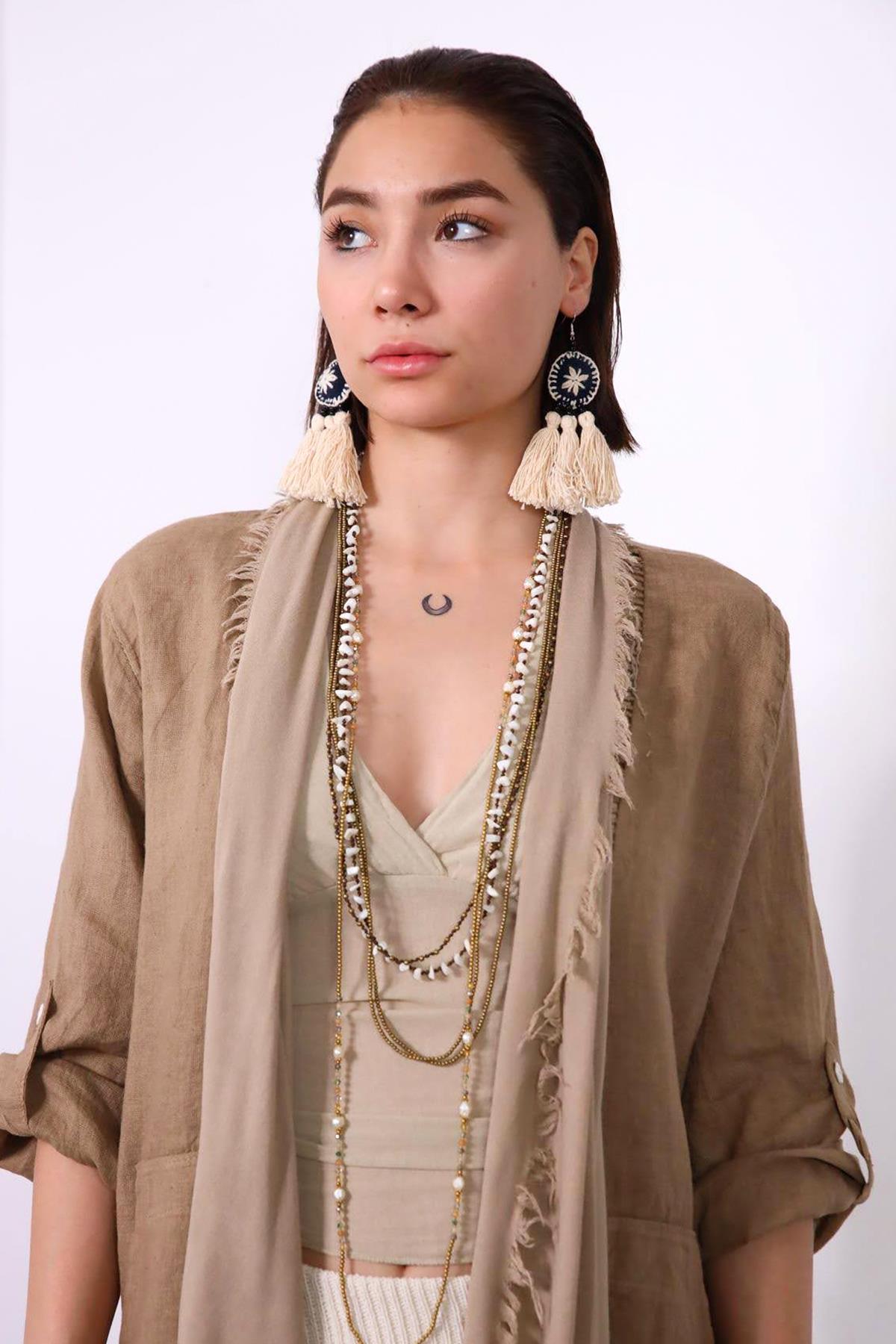  İşleme Detaylı Püsküllü Küpe