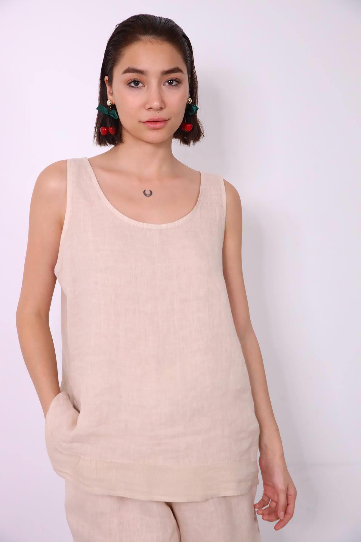 Krem Rengi Sırtı Örme Pamuk Kumaş Askılı Keten Bluz - Şaman Butik Krem Rengi Sırtı Örme Pamuk Kumaş Askılı Keten Bluz