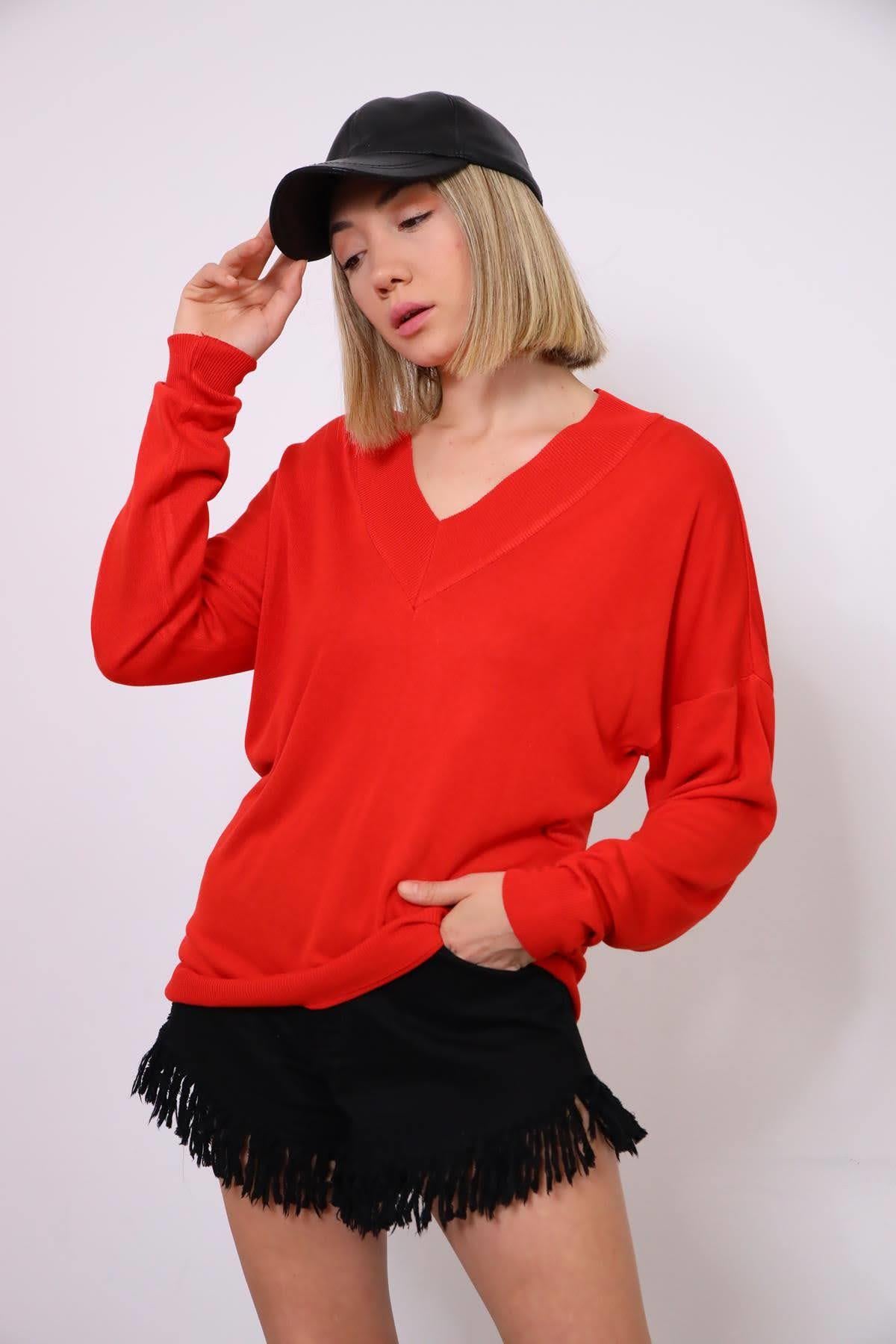 Kırmızı V Yaka Triko Kazak - Şaman Butik Kırmızı V Yaka Triko Kazak