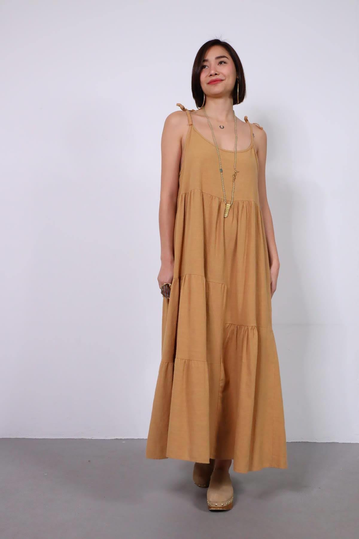 Camel Rengi İp Askılı Asimetrik Dikişli Keten Elbise - Şaman Butik Camel Rengi İp Askılı Asimetrik Dikişli Keten Elbise