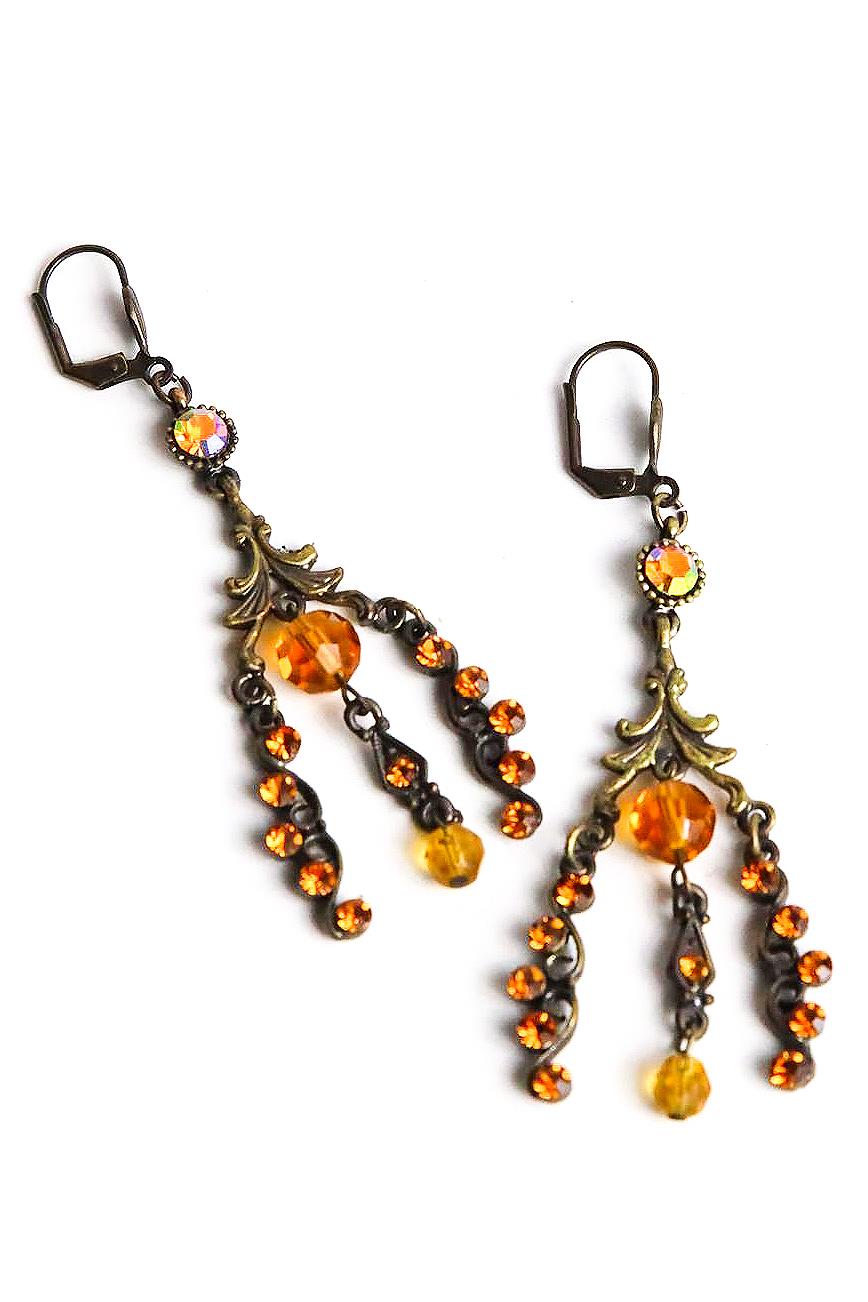  Antik Tasarım Sallantılı Cam Küpe