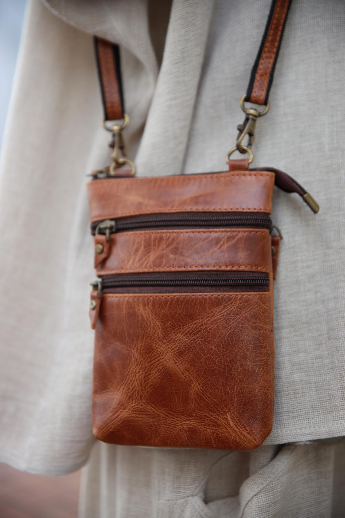 Tan Pocket Pouch Leather Bag