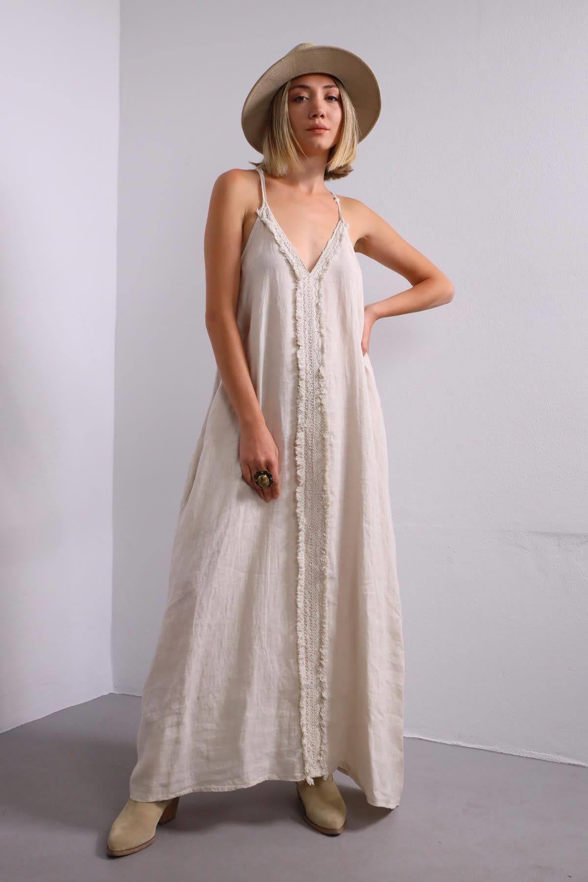 Krem Rengi Fisto Detaylı Askılı Elbise - Şaman Butik Krem Rengi Fisto Detaylı Askılı Elbise