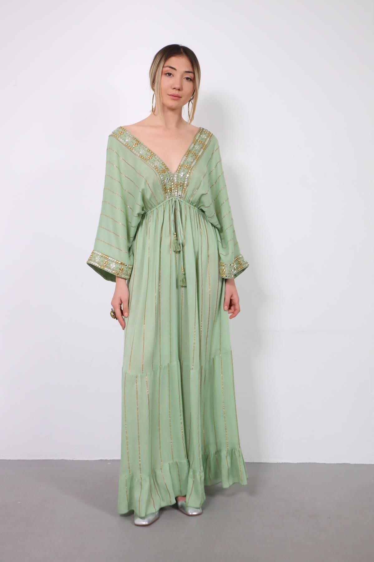 Mint Yeşili V Yaka Püsküllü Çizgili Otantik Elbise - Şaman Butik Mint Yeşili V Yaka Püsküllü Çizgili Otantik Elbise