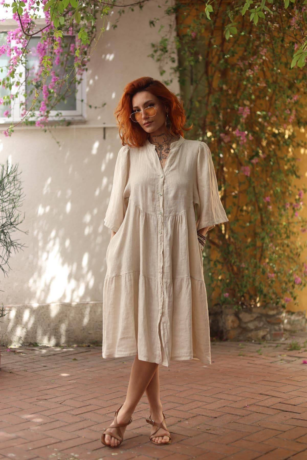 Krem Rengi Kolları Büzgülü Düğmeli Kısa Keten Elbise