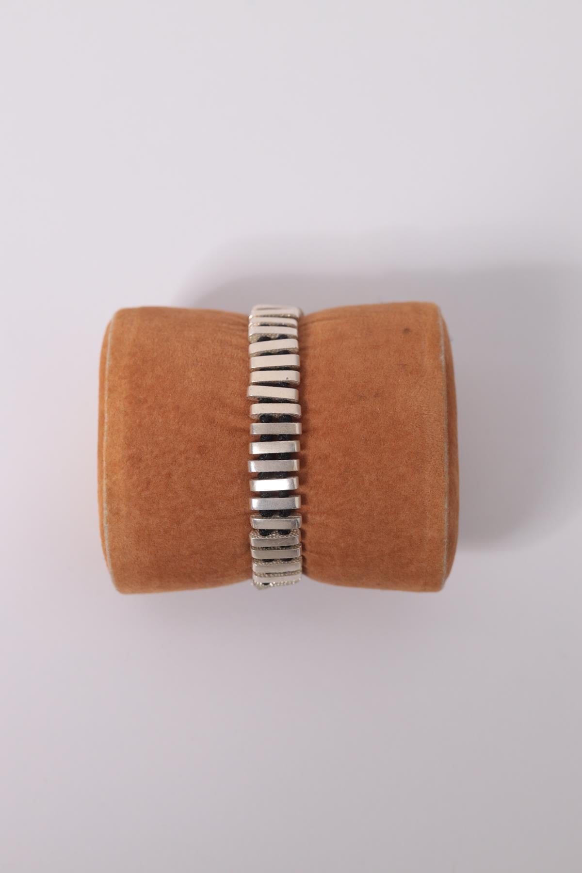 Alloy Madeni Siyah İpli El Yapımı Bileklik