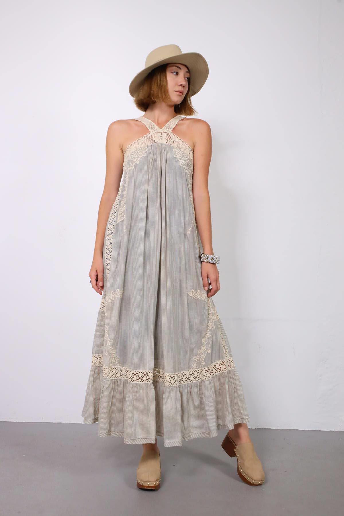 İndigo Mavi Çizgili Dantel Askılı İşlemeli Elbise - Şaman Butik İndigo Mavi Çizgili Dantel Askılı İşlemeli Elbise