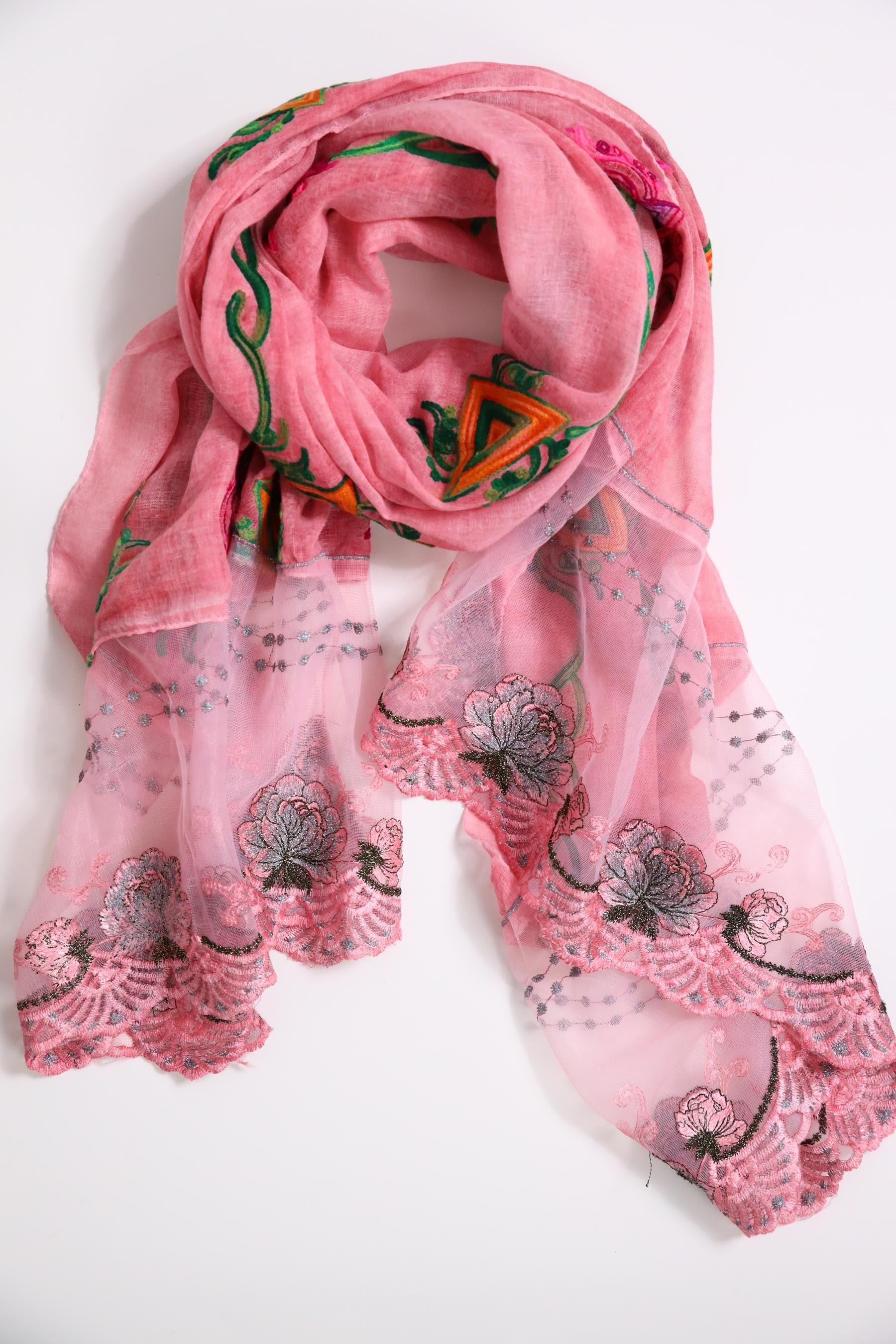 Pembe İşlemeli Kenarları Güpürlü Şal - Şaman Butik Pembe İşlemeli Kenarları Güpürlü Şal