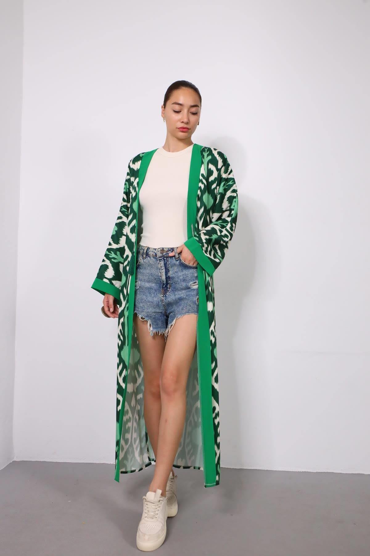 Yeşil Desenli Yanları Yırtmaçlı Kimono - Şaman Butik Yeşil Desenli Yanları Yırtmaçlı Kimono