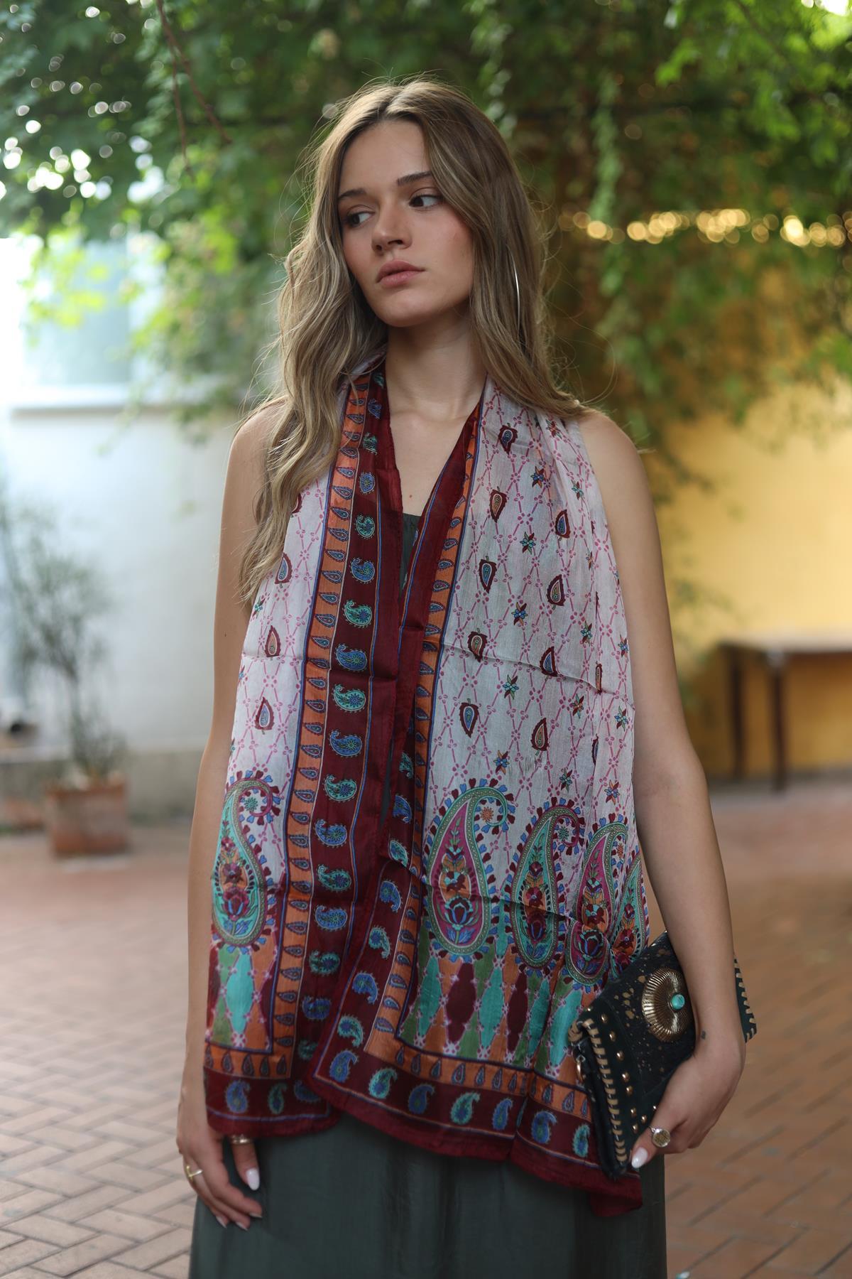 Bordo Desenli İpek Şal