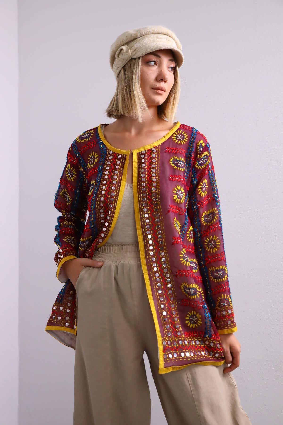 Bordo İşlemeli Bohem Kısa Ceket - Şaman Butik Bordo İşlemeli Bohem Kısa Ceket