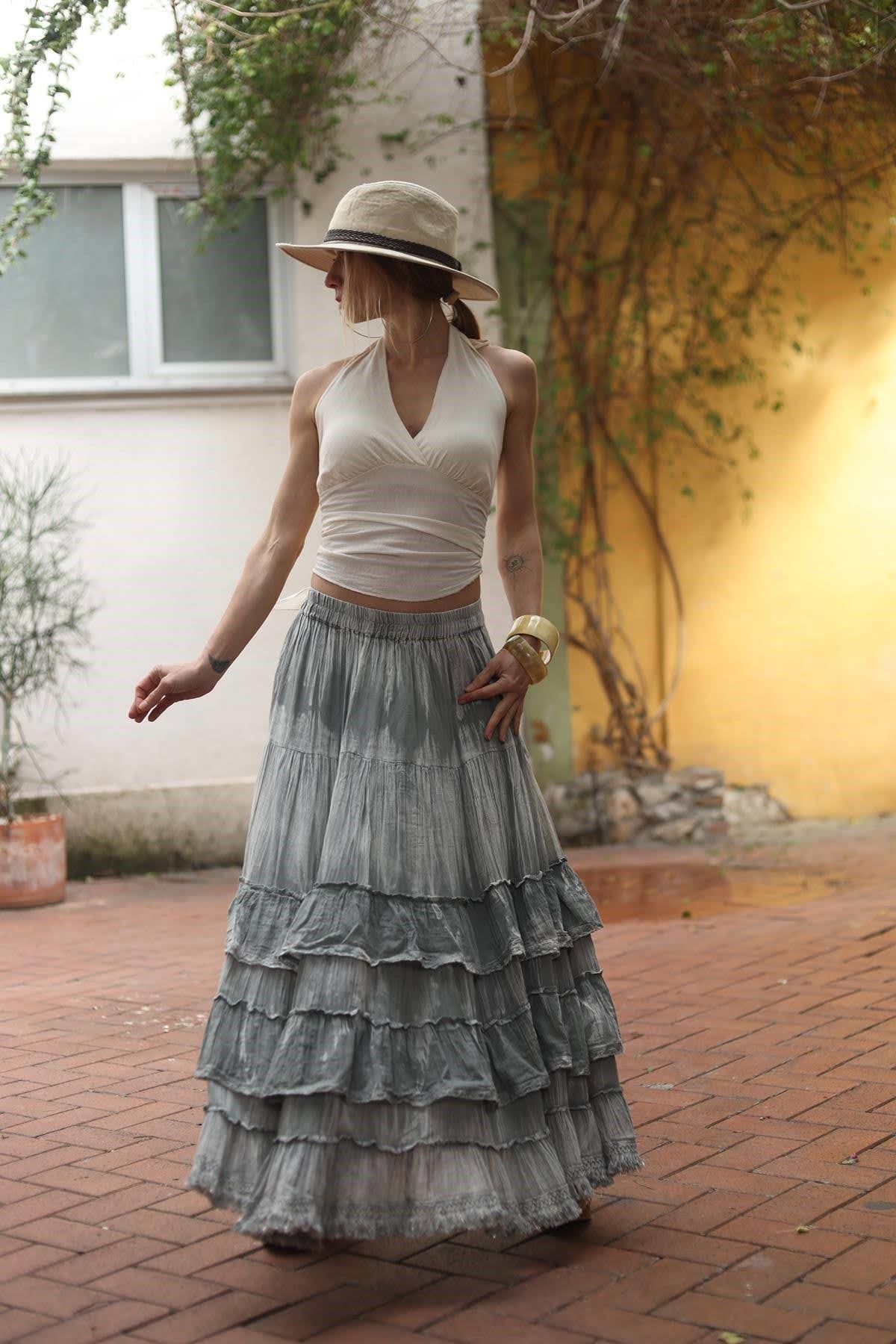 Gri Taşlanmış Eteği Püsküllü Etek