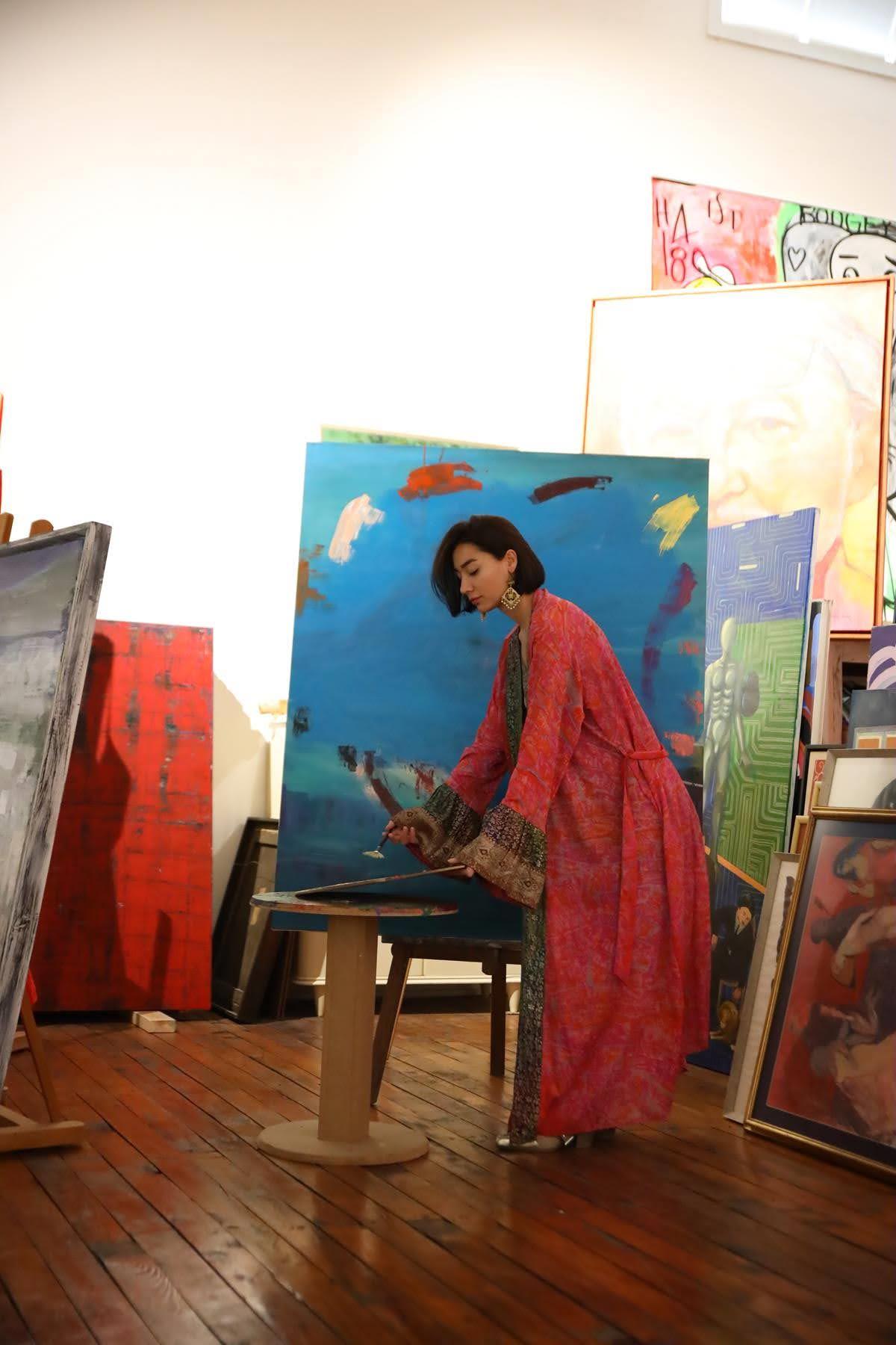 Pembe Bordür Detaylı İspanyol Kol Kuşaklı Kaftan - Şaman Butik Pembe Bordür Detaylı İspanyol Kol Kuşaklı Kaftan