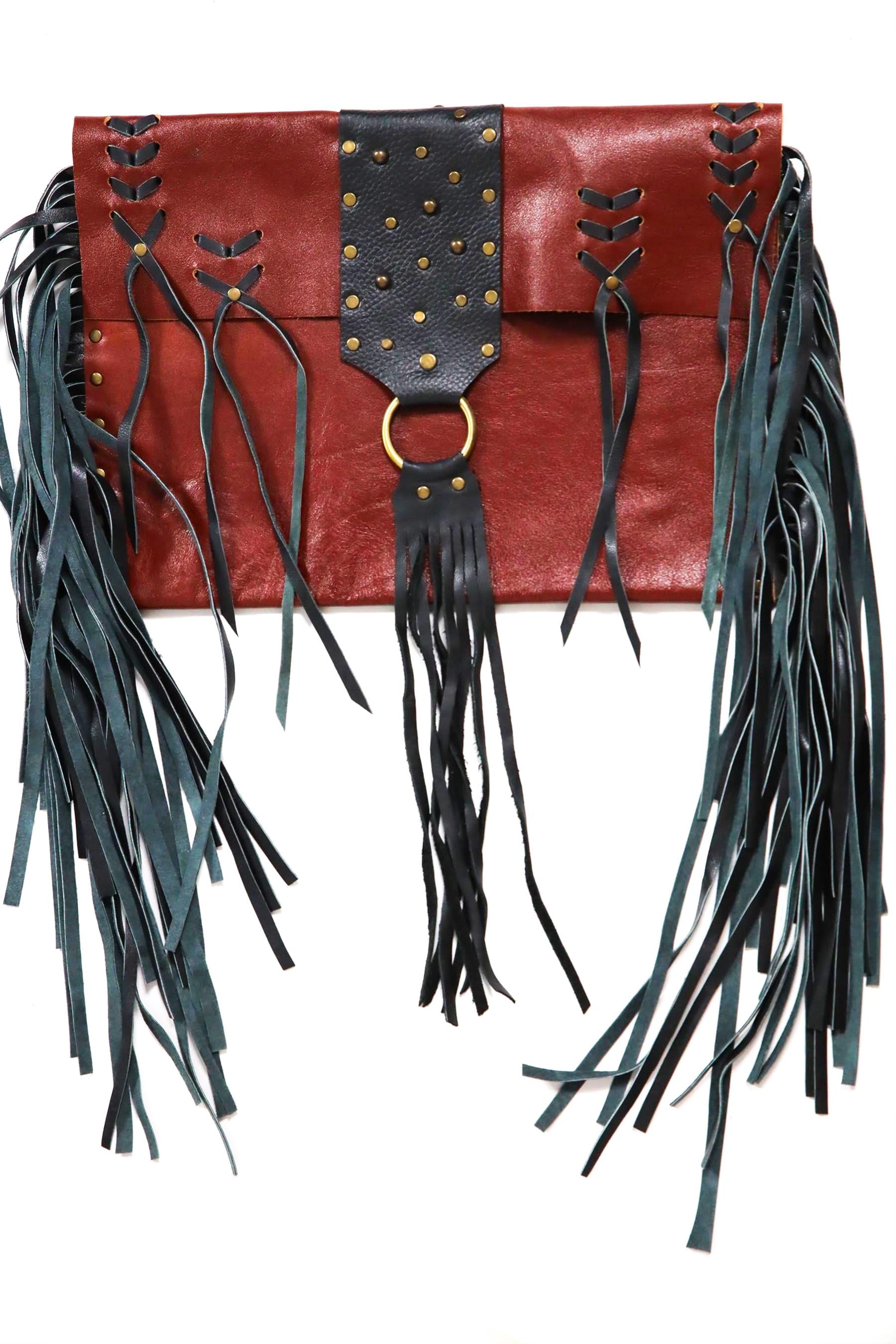  Acı Kahve Püsküllü Zımbalı Deri Çanta