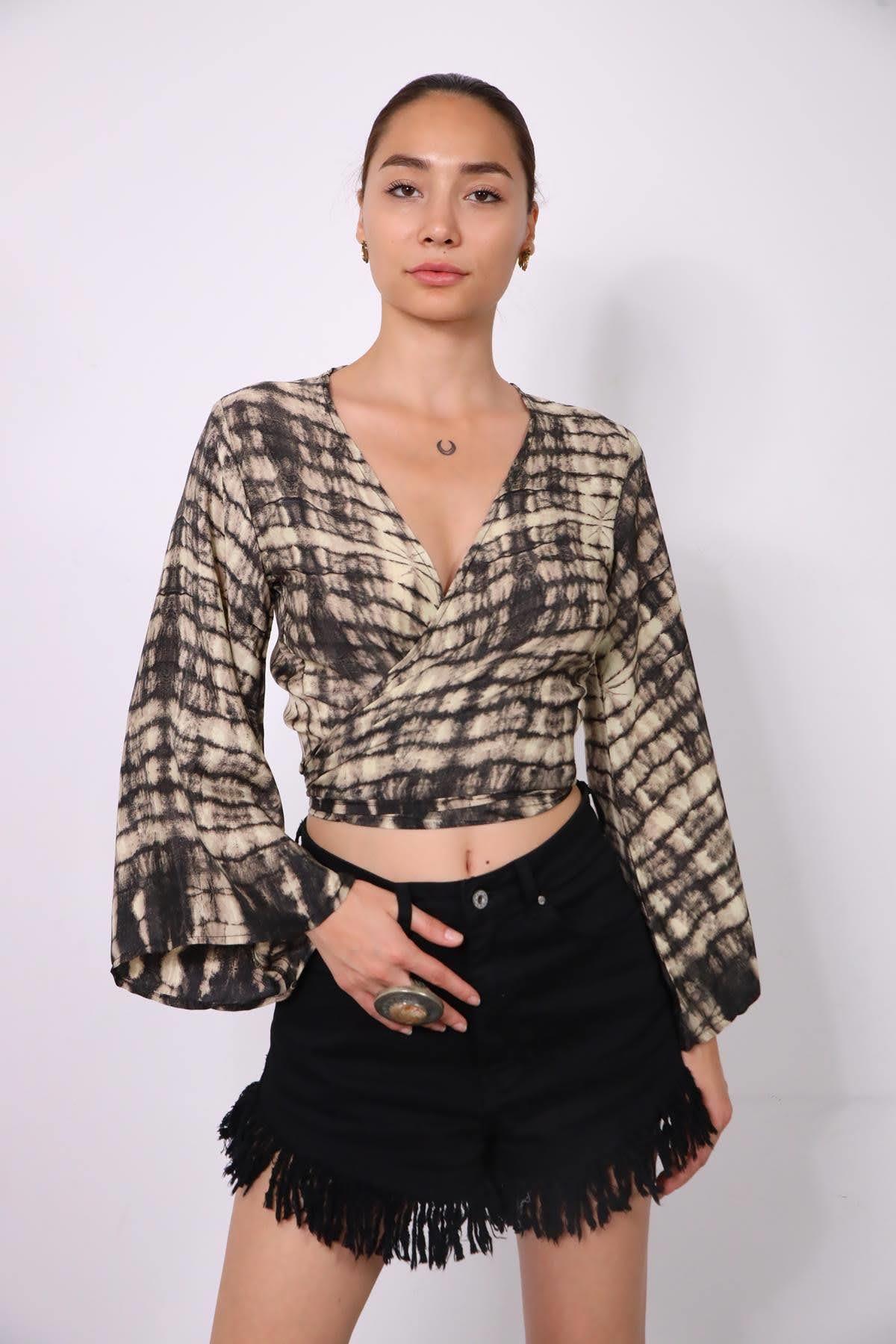 Siyah Uzun Kollu İpek Bolero - Şaman Butik Siyah Uzun Kollu İpek Bolero