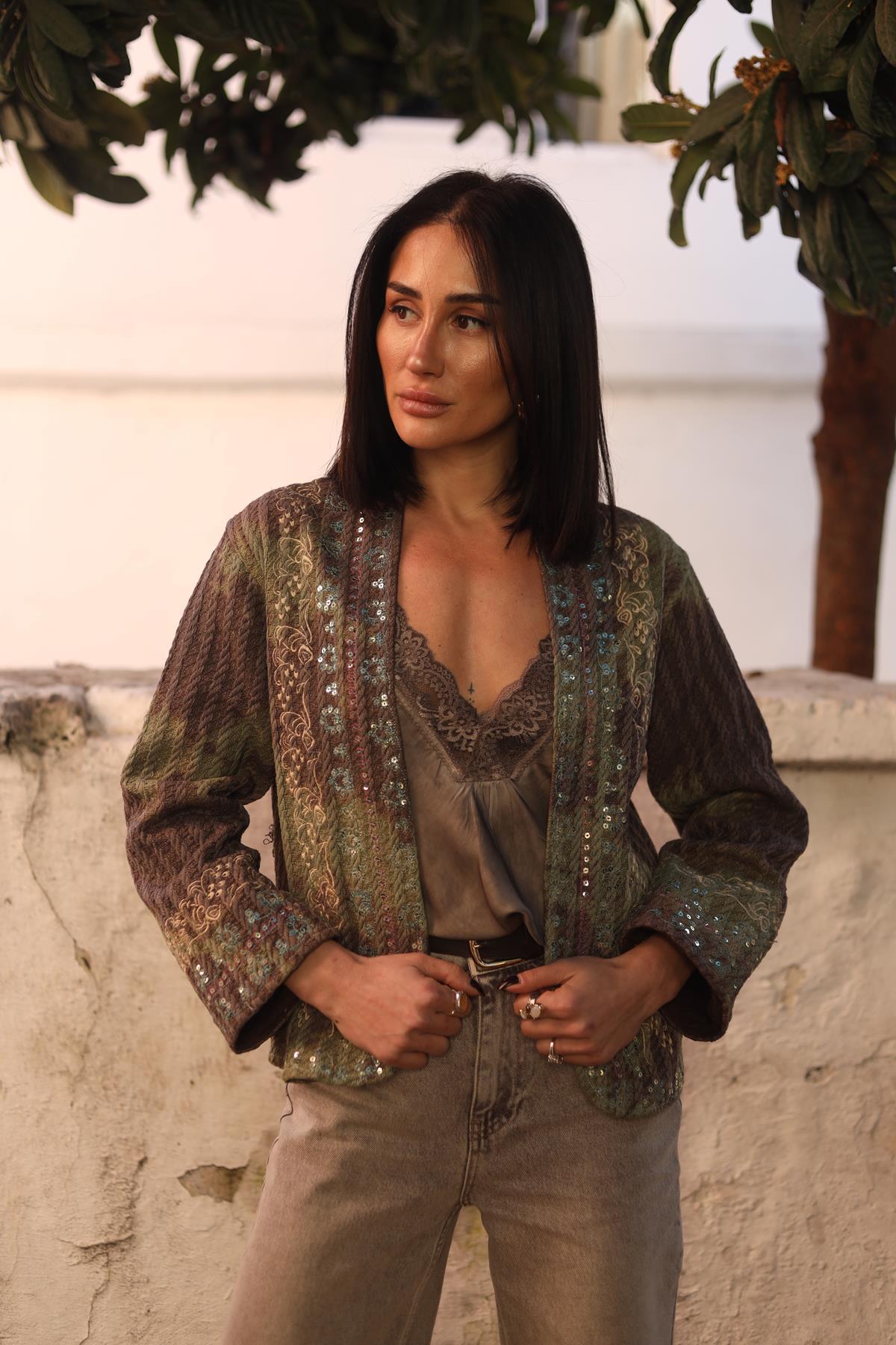Kahverengi Batikli Payet Nakışlı Ceket