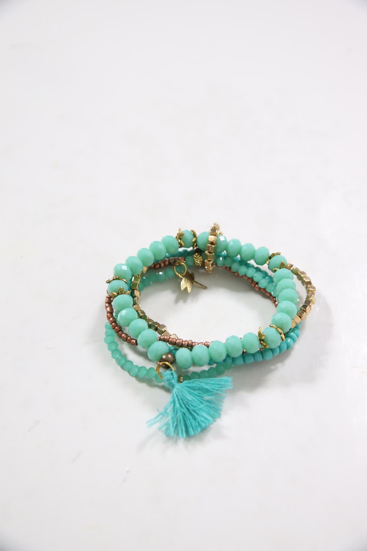 Püskül Detaylı Renkli Doğal Taş Çoklu Bileklik - Şaman Butik Püskül Detaylı Renkli Doğal Taş Çoklu Bileklik