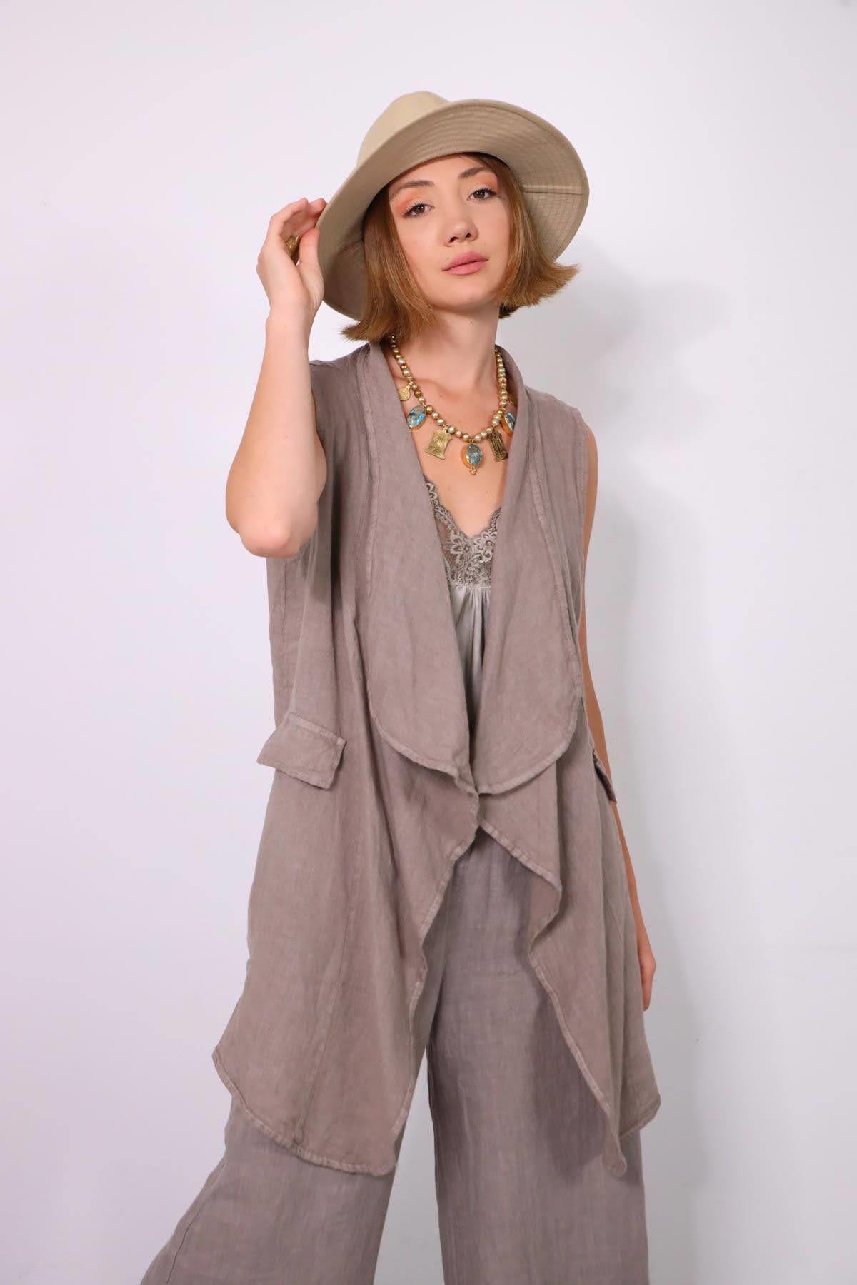 Vizon Rengi Asimetrik Kesim Sırtı Büzgülü Keten Yelek - Şaman Butik Vizon Rengi Asimetrik Kesim Sırtı Büzgülü Keten Yelek