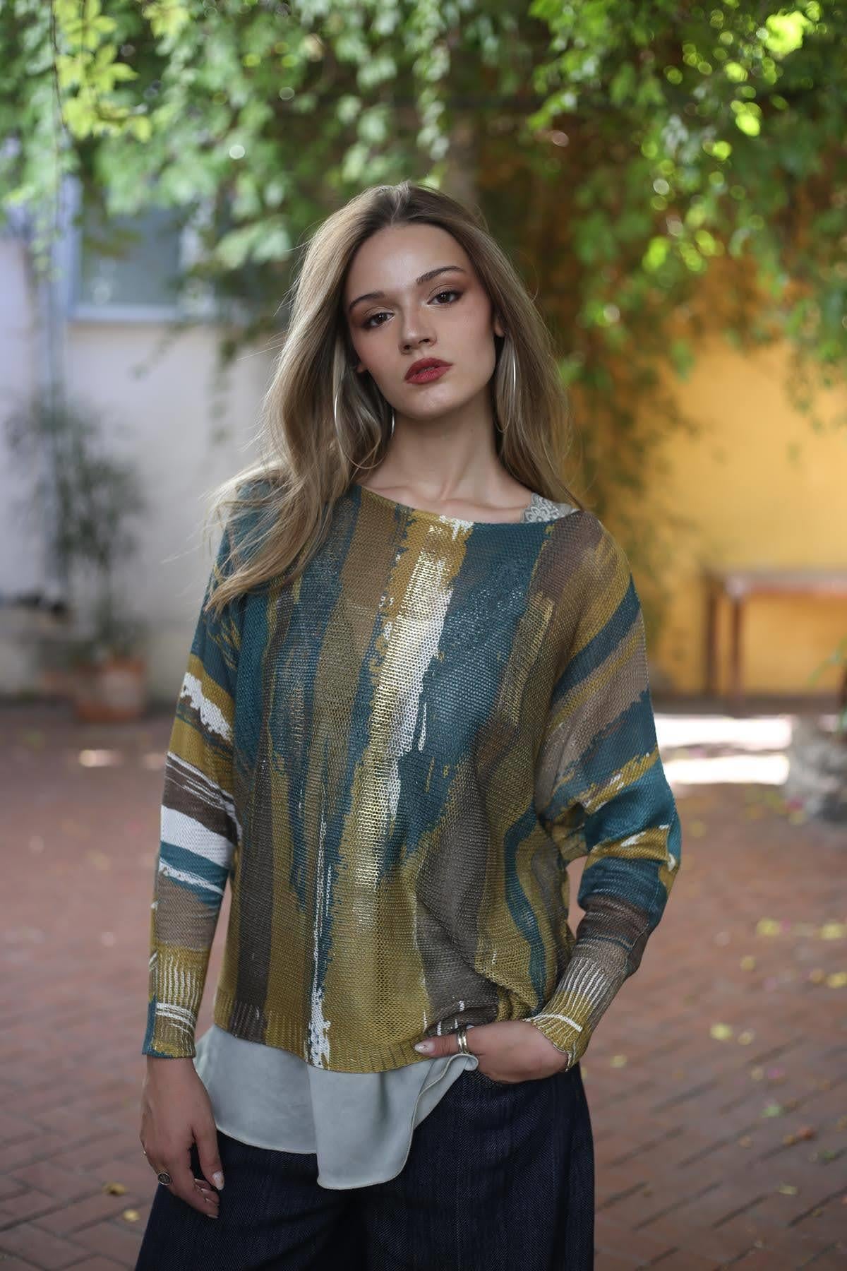 Yağ Yeşili Desenli File Triko Bluz